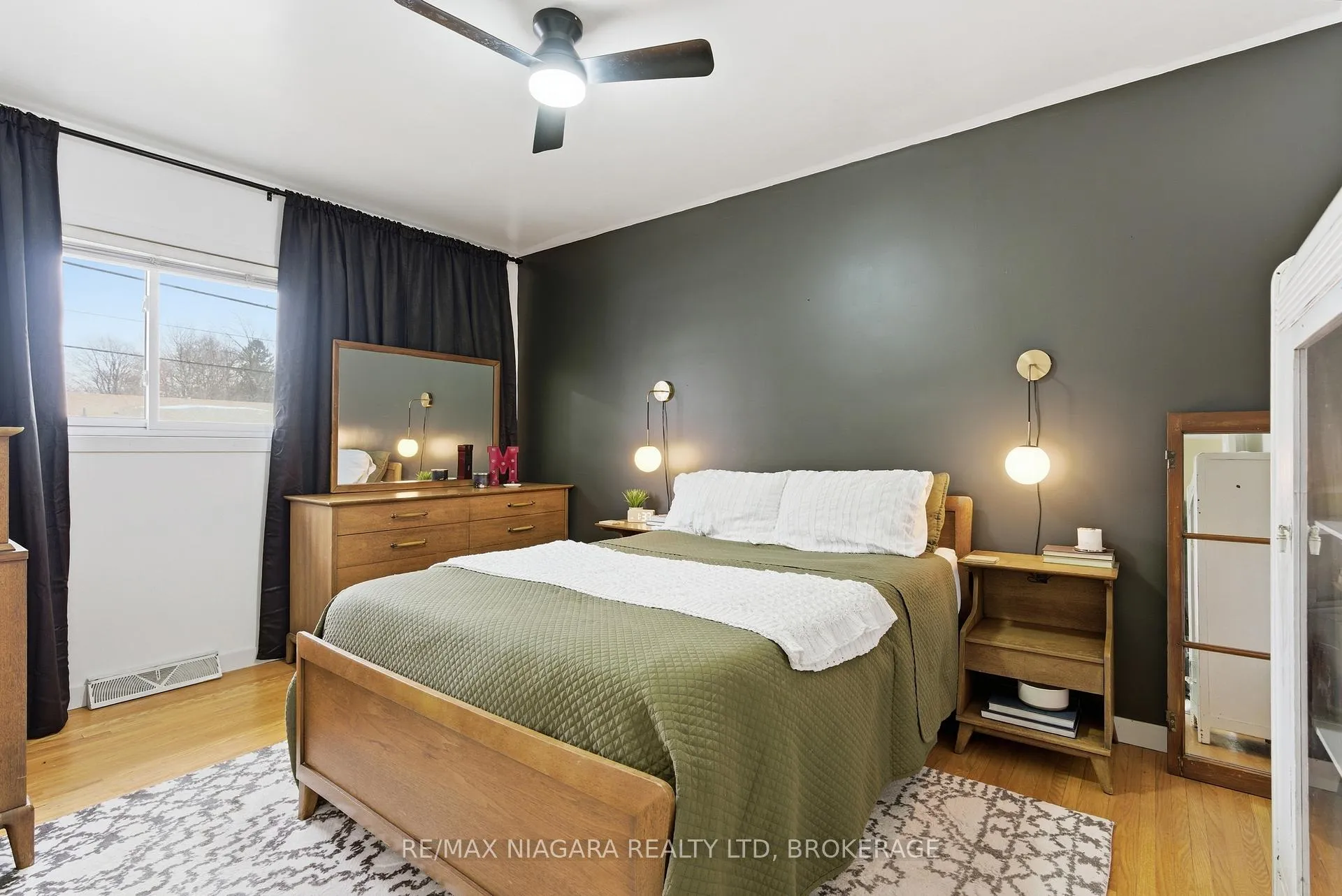 Photo 14 of 1350 Haist Street, Pelham, Fonthill — HOMEH