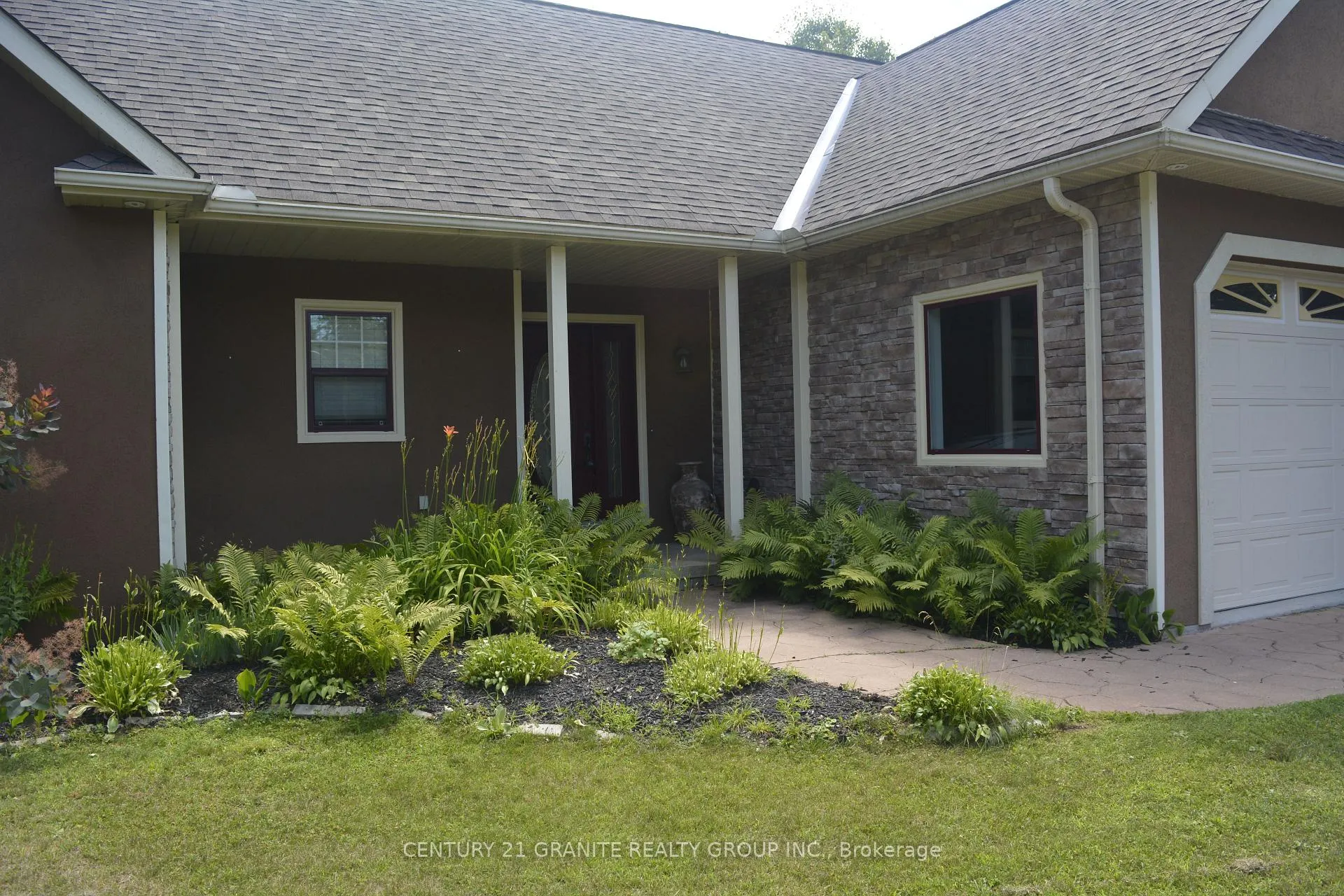 Photo 2 of 52 Nicklaus Drive, Bancroft, Bancroft Ward — HOMEH