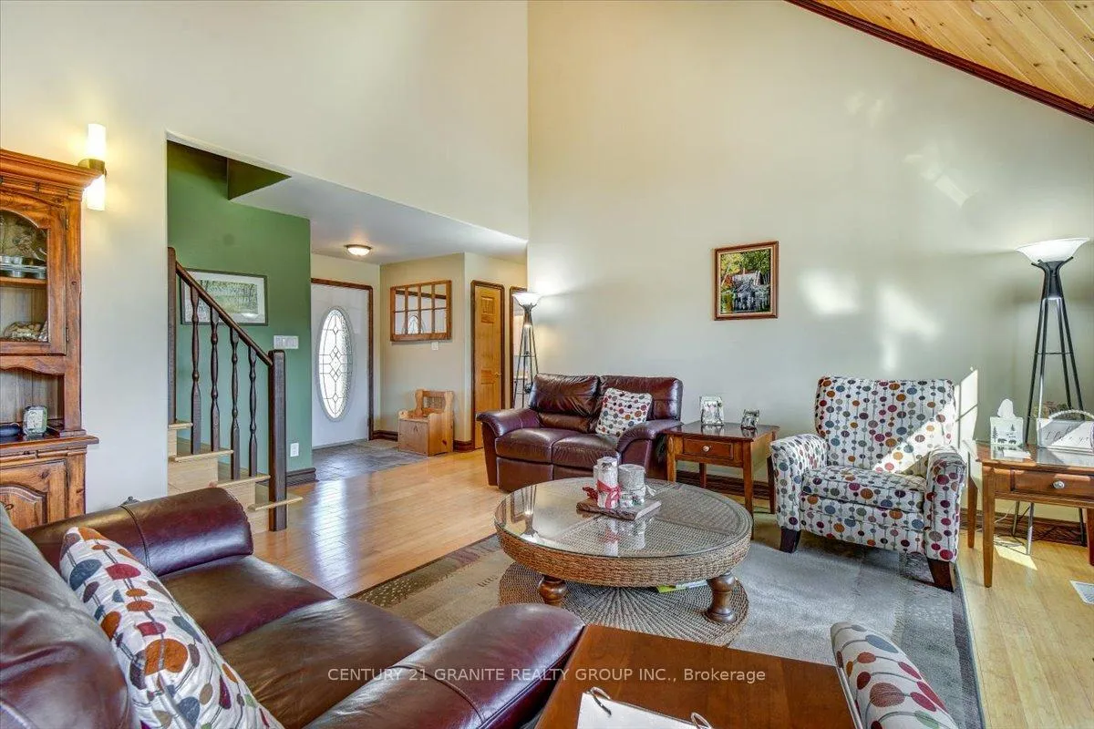 Photo 10 of 52 Nicklaus Drive, Bancroft, Bancroft Ward — HOMEH