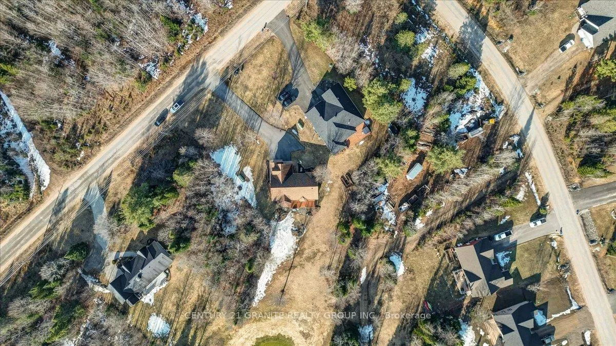 Photo 44 of 52 Nicklaus Drive, Bancroft, Bancroft Ward — HOMEH