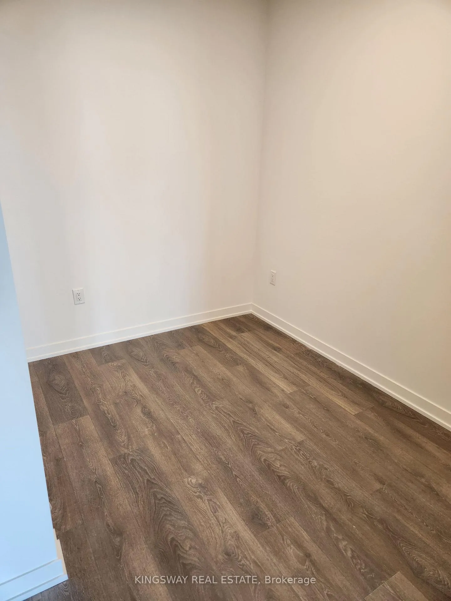 Photo 2 of Unit 425, 4878 Powers Common, Burlington, Alton — HOMEH