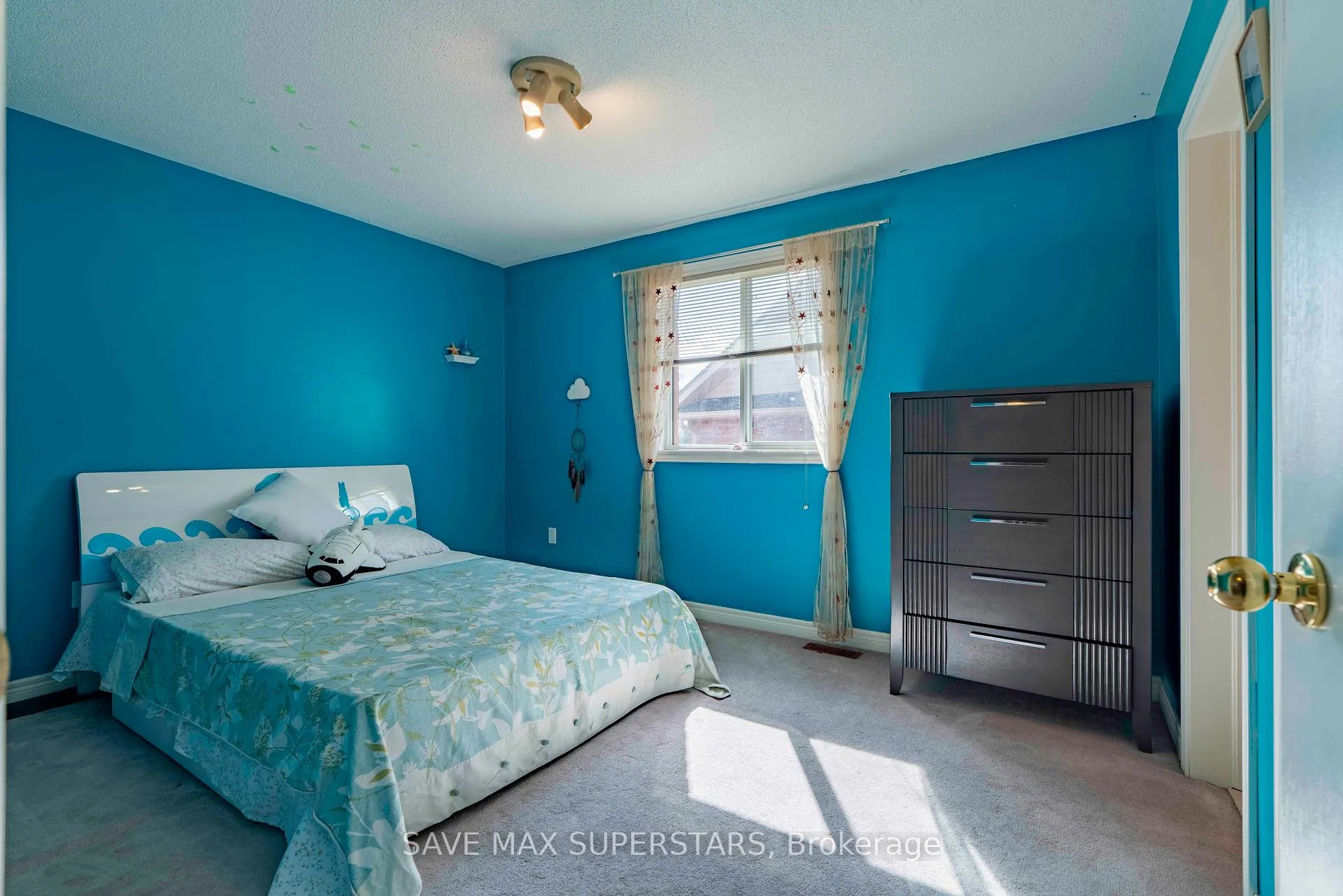 Photo 27 of 63 Gore Drive, Barrie, Ardagh — HOMEH