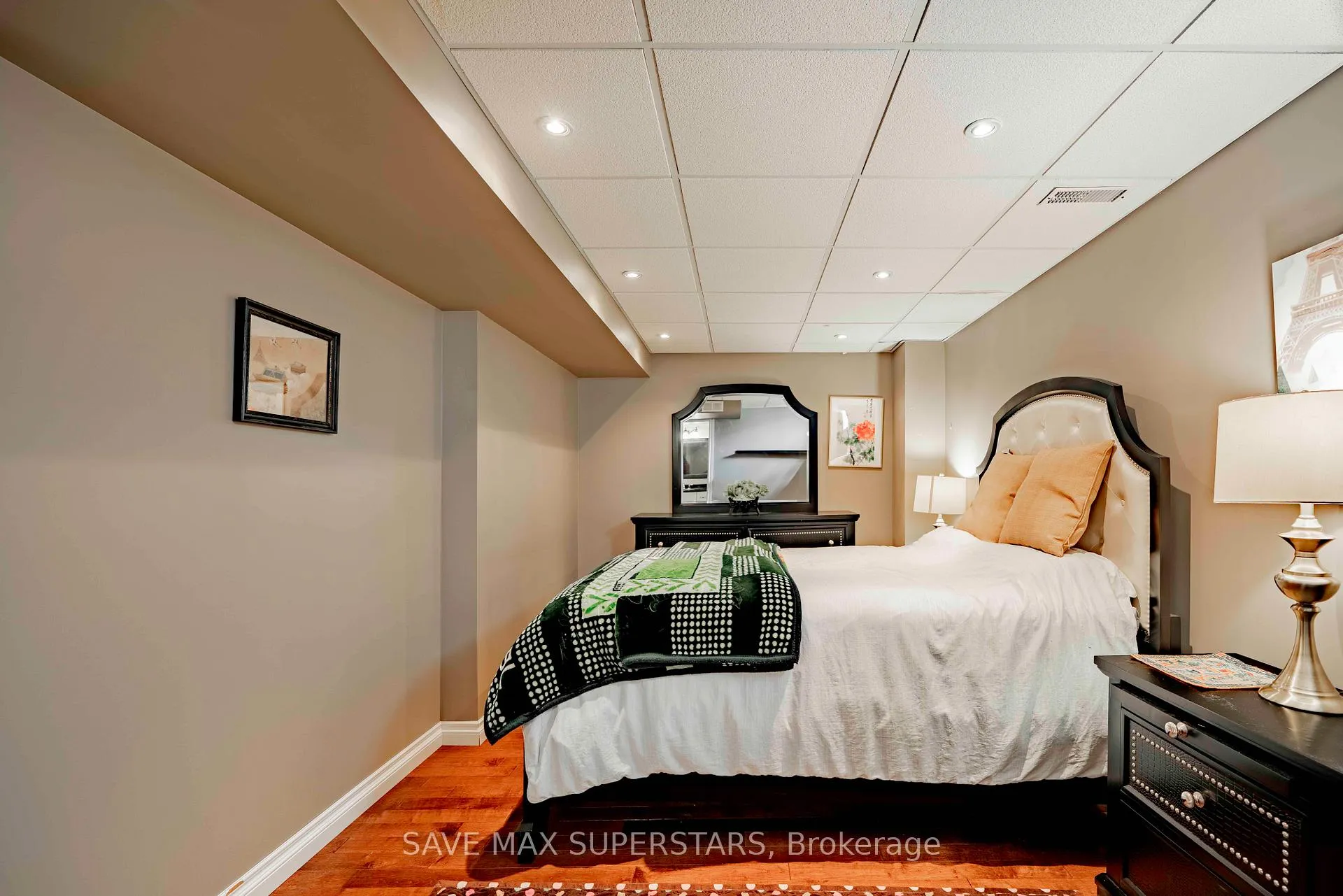 Photo 38 of 63 Gore Drive, Barrie, Ardagh — HOMEH