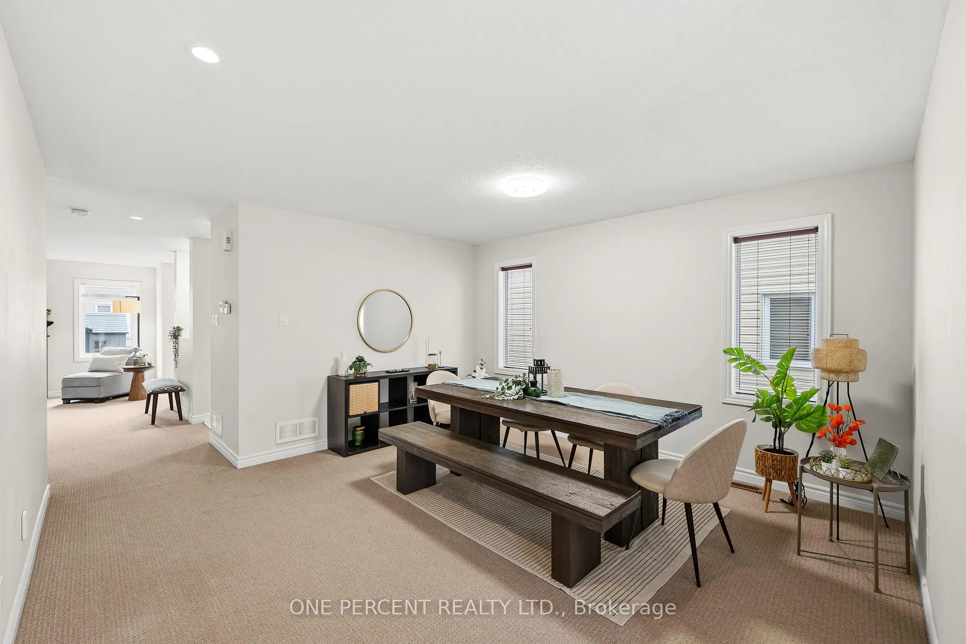 Photo 4 of 620 Clearbrook Drive, Ottawa, Barrhaven - Strandherd — HOMEH