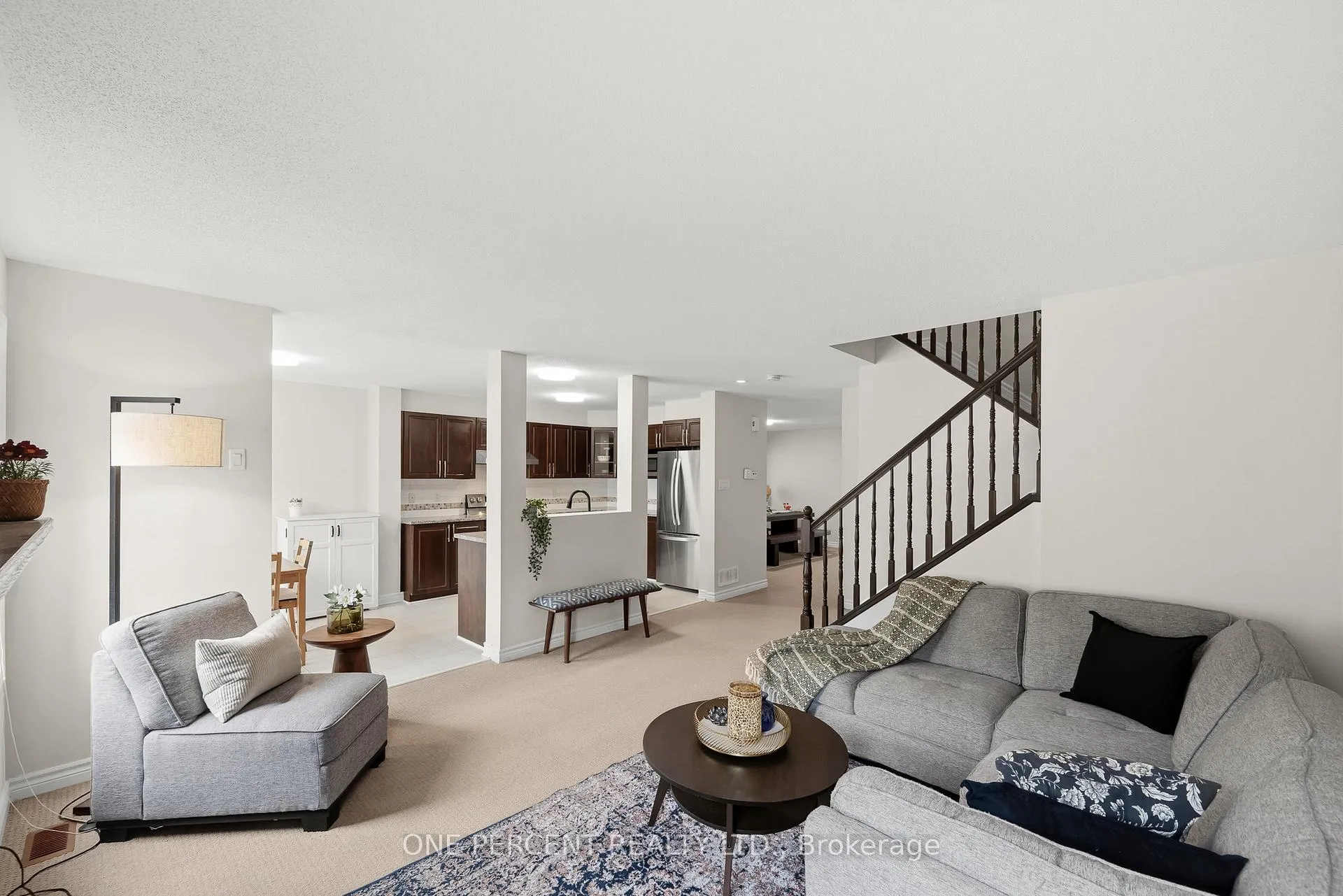 Photo 10 of 620 Clearbrook Drive, Ottawa, Barrhaven - Strandherd — HOMEH