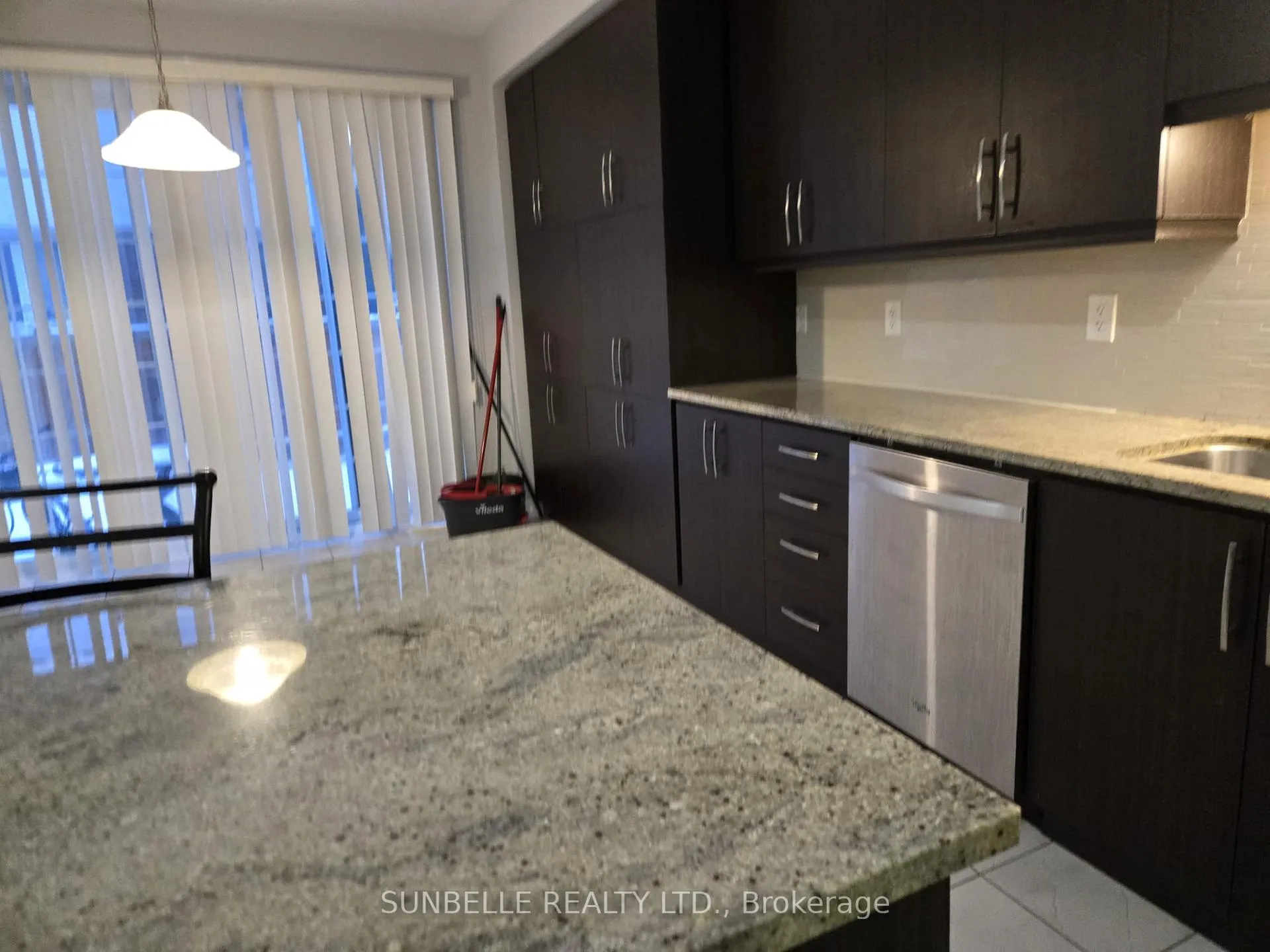 Photo 345 of Unit upper levels, 12 Polstar Road, Brampton, Northwest Brampton — HOMEH