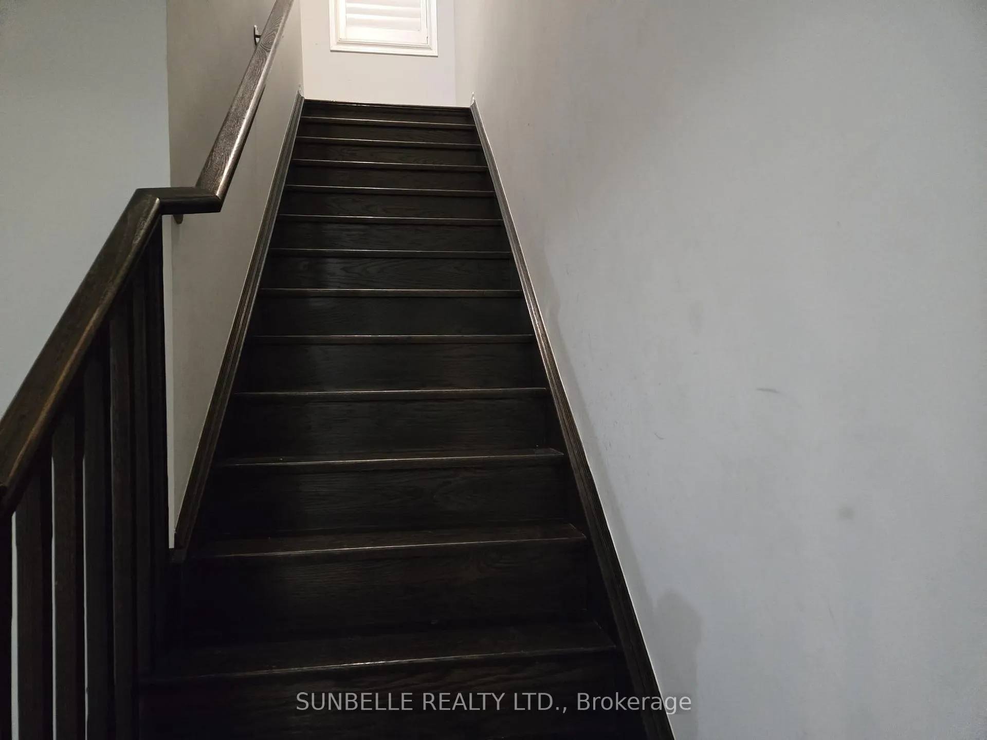 Photo 417 of Unit upper levels, 12 Polstar Road, Brampton, Northwest Brampton — HOMEH