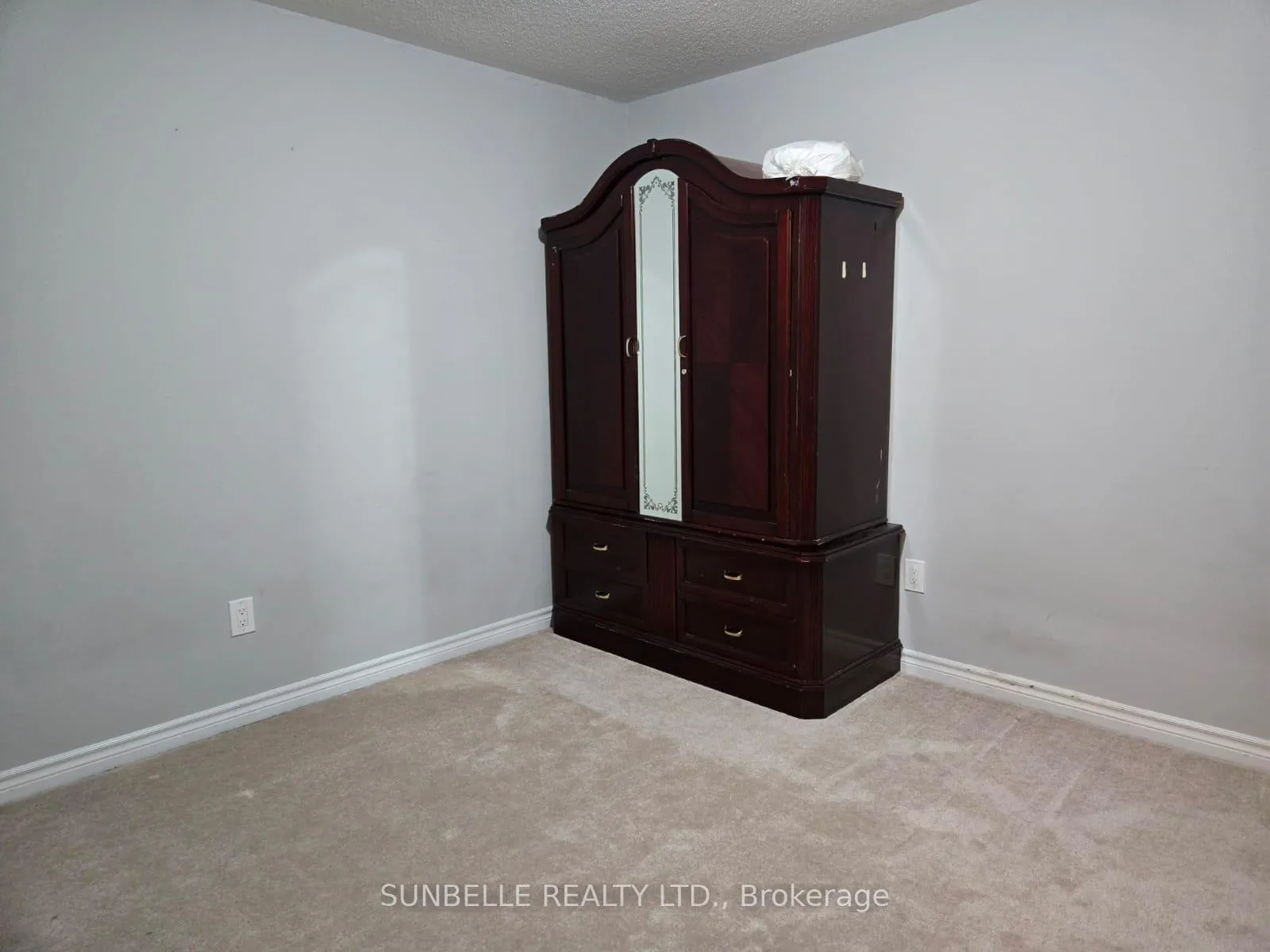 Photo 630 of Unit upper levels, 12 Polstar Road, Brampton, Northwest Brampton — HOMEH