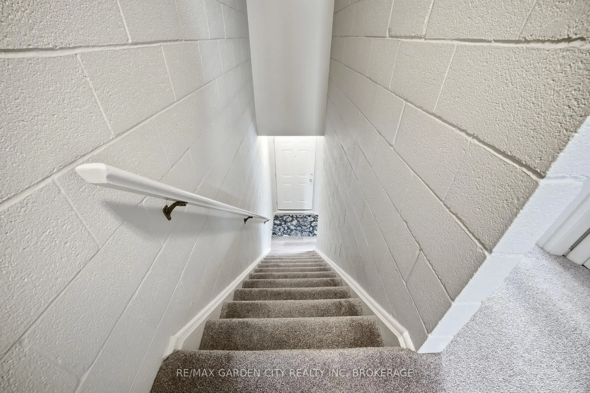 Photo 21 of 2-8 Riverview Boulevard, St. Catharines, Glendale/Glenridge — HOMEH