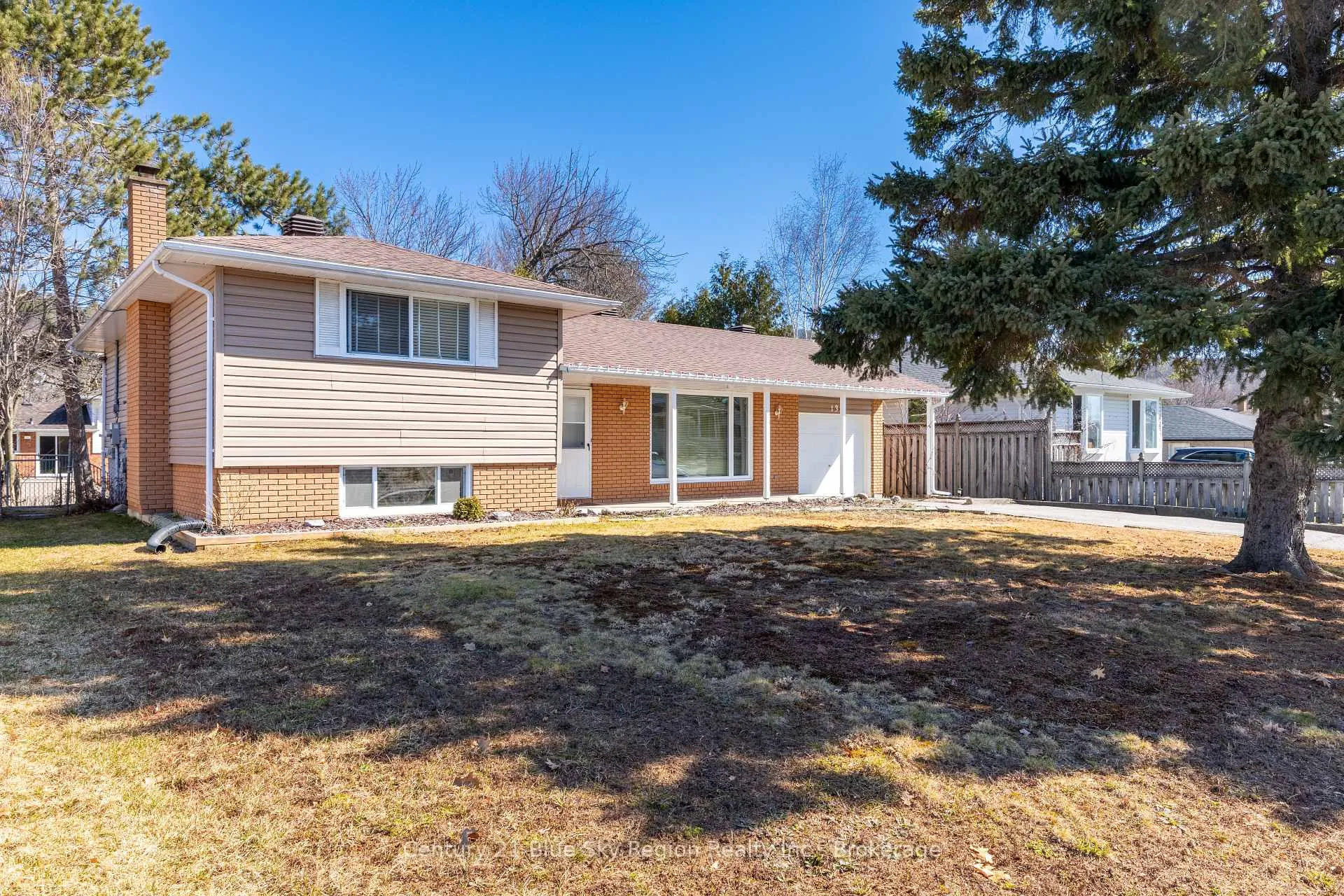 Photo 2 of 138 Macbeth Crescent, North Bay, Widdifield — HOMEH