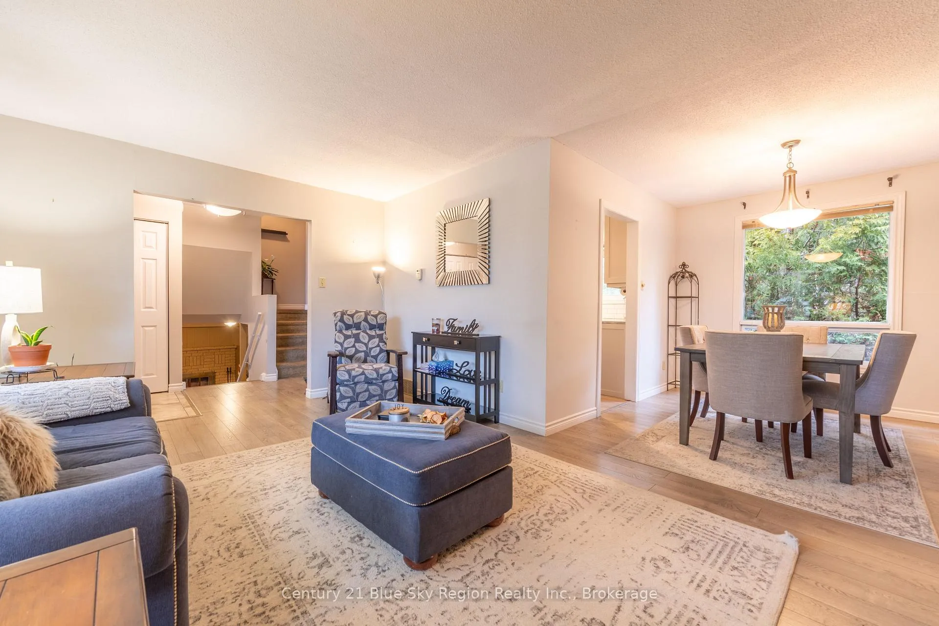 Photo 5 of 138 Macbeth Crescent, North Bay, Widdifield — HOMEH