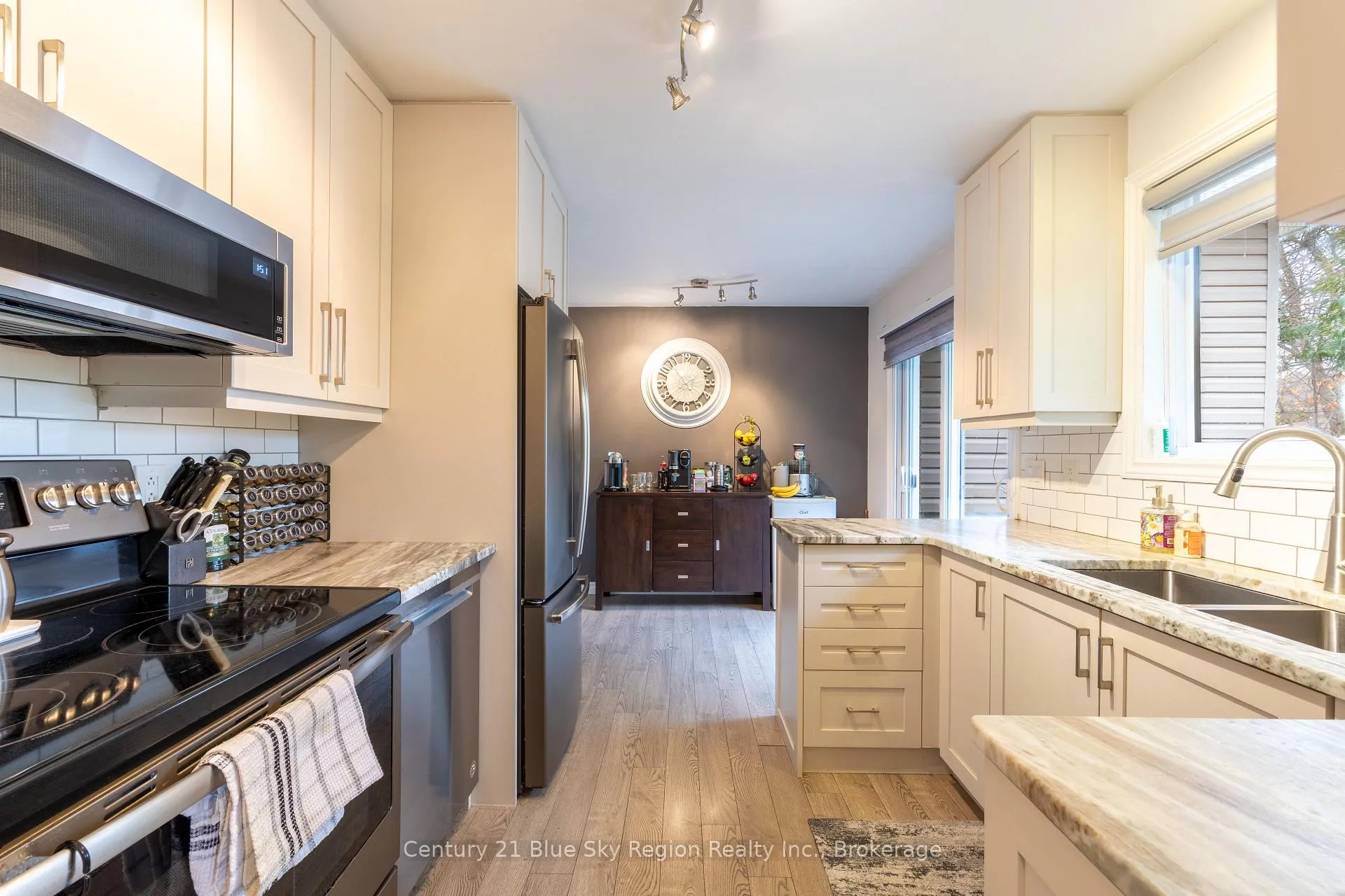 Photo 10 of 138 Macbeth Crescent, North Bay, Widdifield — HOMEH
