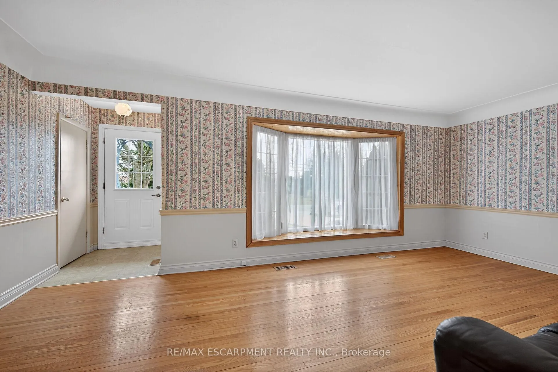 Photo 4 of 156 Chesley Street, Hamilton, Gourley — HOMEH