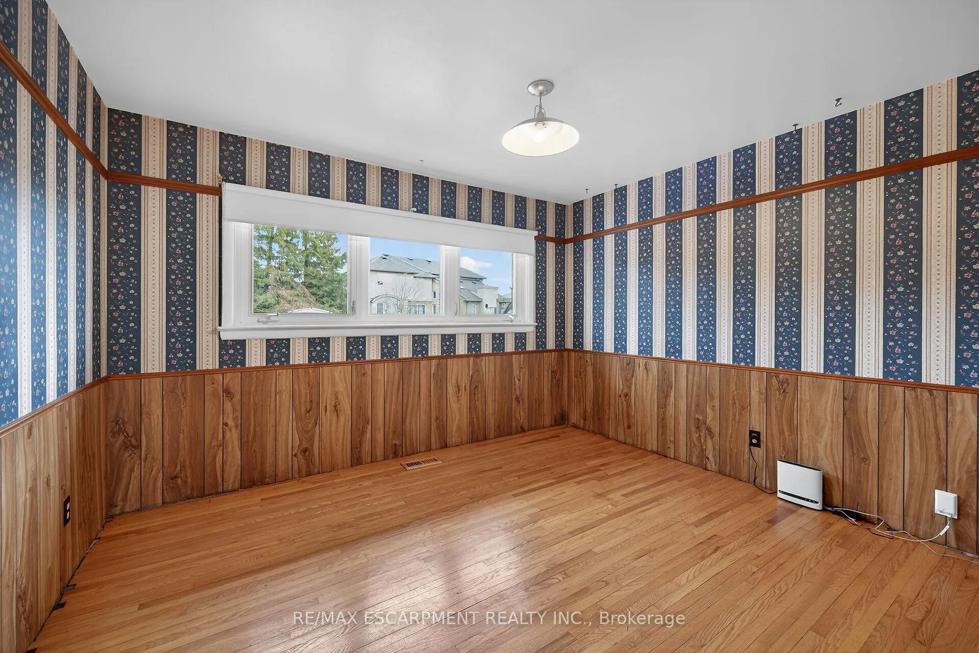Photo 15 of 156 Chesley Street, Hamilton, Gourley — HOMEH