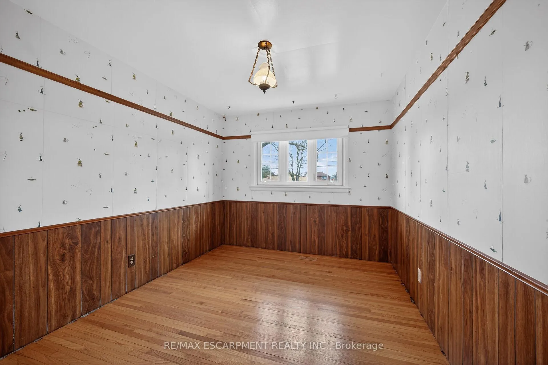 Photo 19 of 156 Chesley Street, Hamilton, Gourley — HOMEH