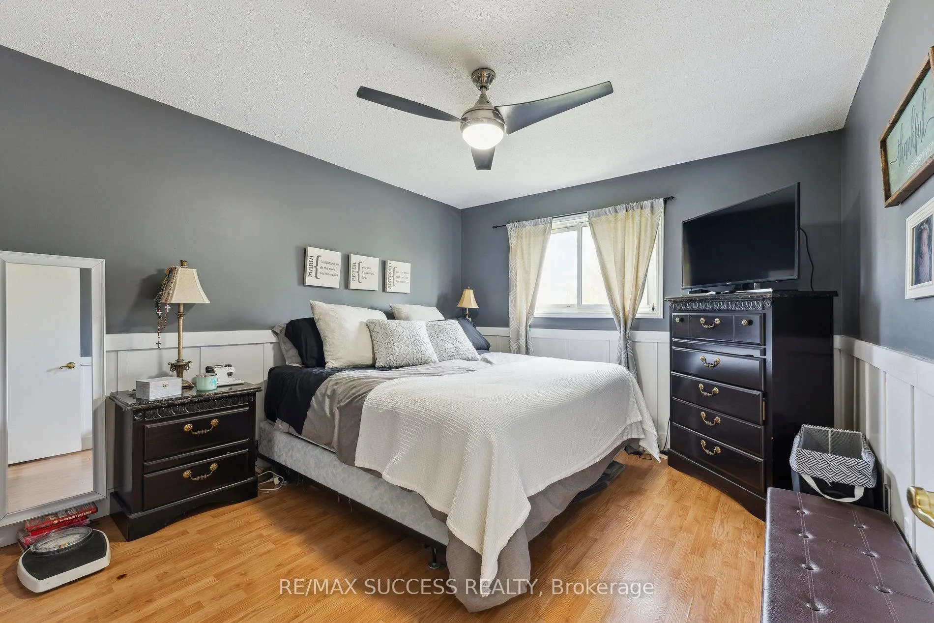 Photo 12 of 82 Lynden Circle, Halton Hills, Georgetown — HOMEH