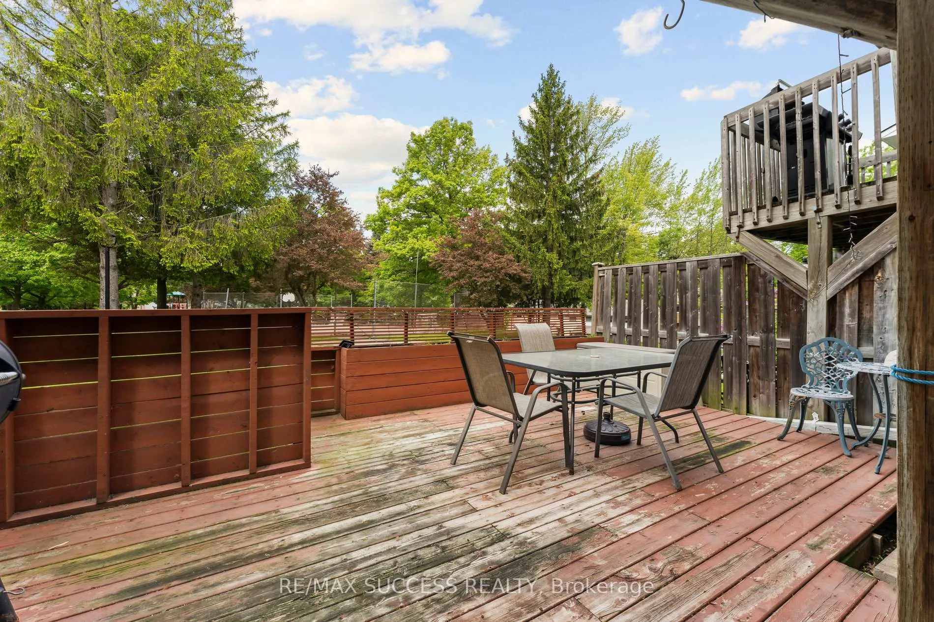 Photo 17 of 82 Lynden Circle, Halton Hills, Georgetown — HOMEH