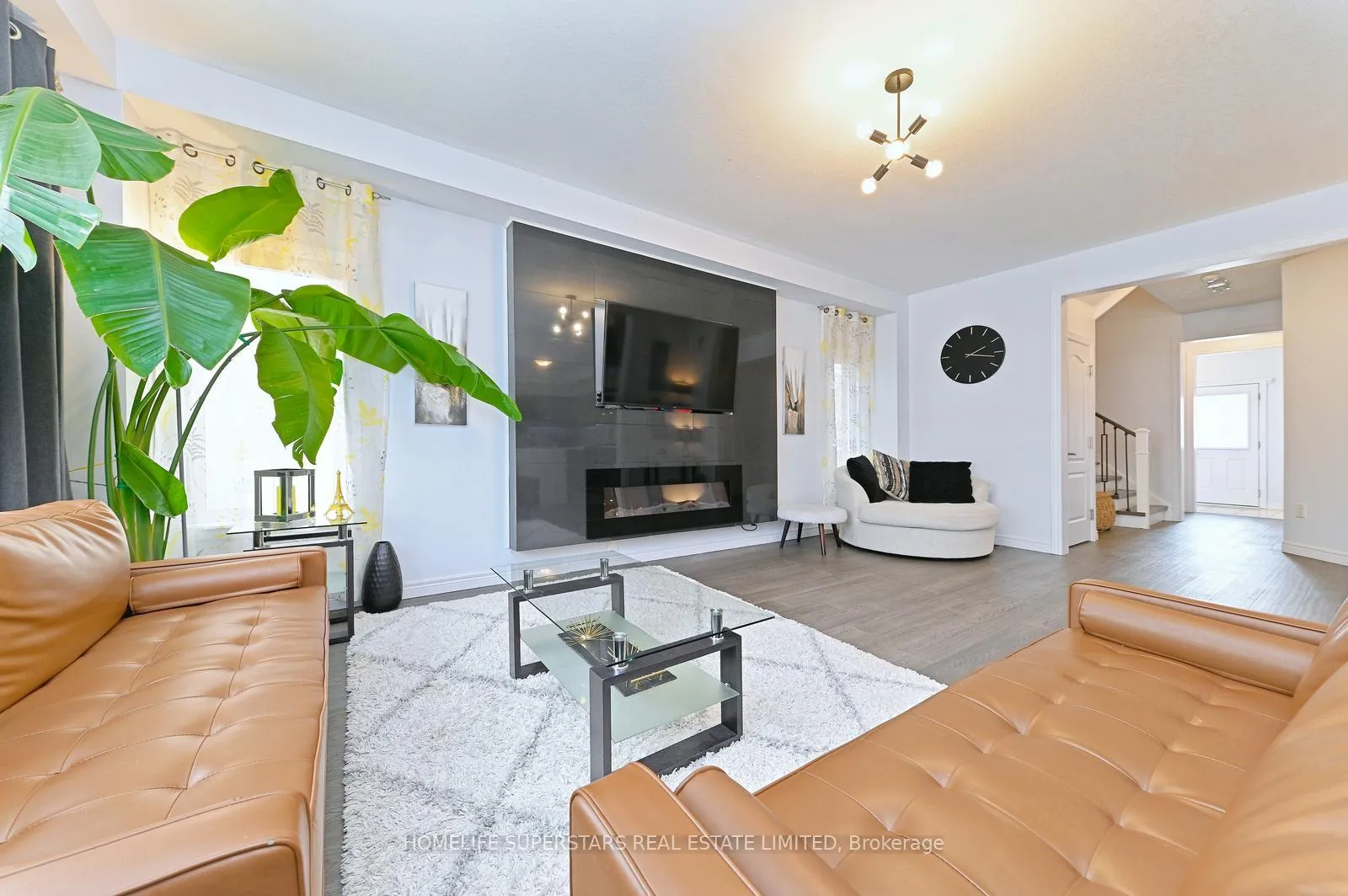 Photo 5 of 39 Knotty Pine Avenue, Cambridge, Preston Heights — HOMEH