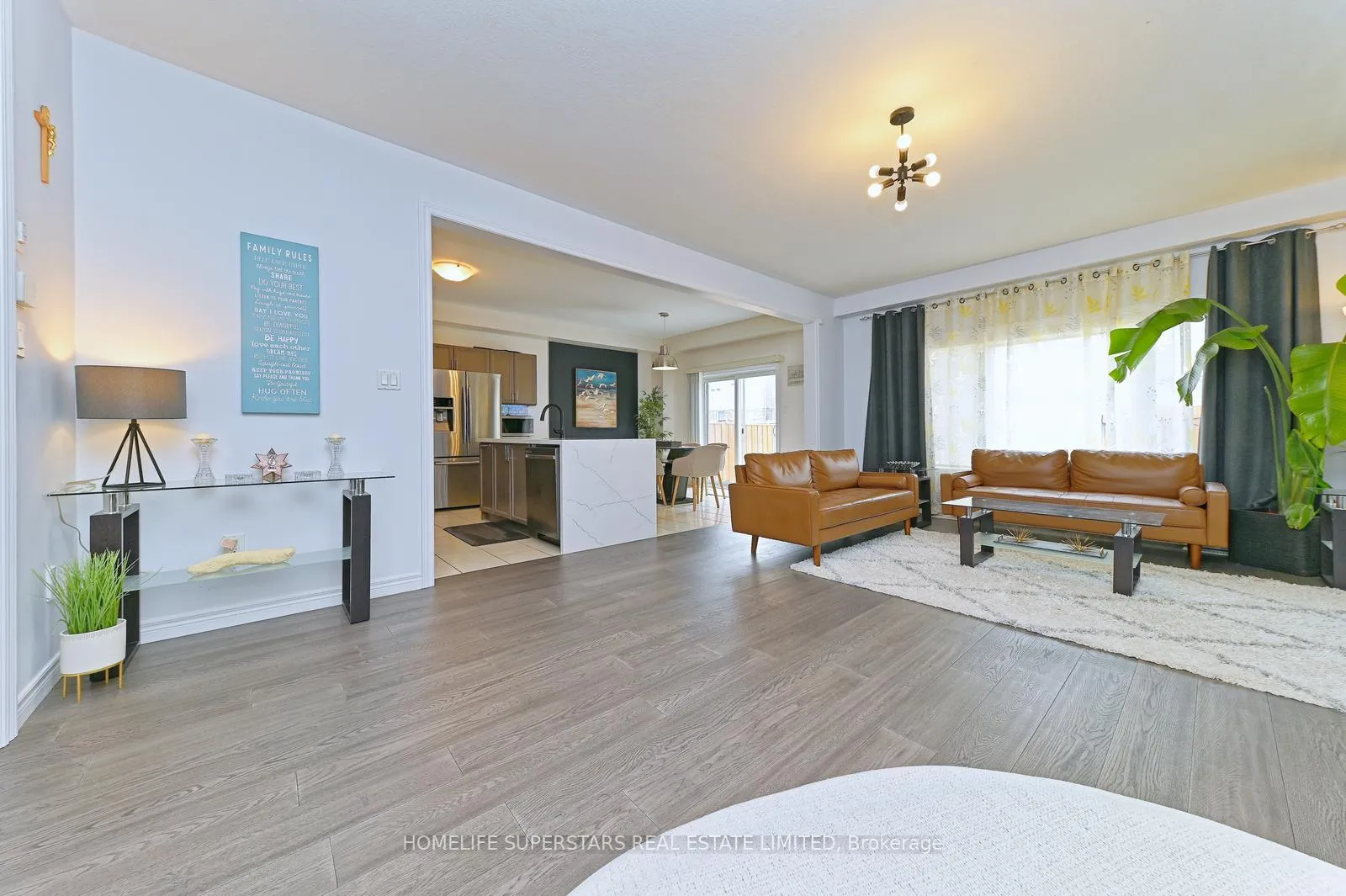Photo 7 of 39 Knotty Pine Avenue, Cambridge, Preston Heights — HOMEH