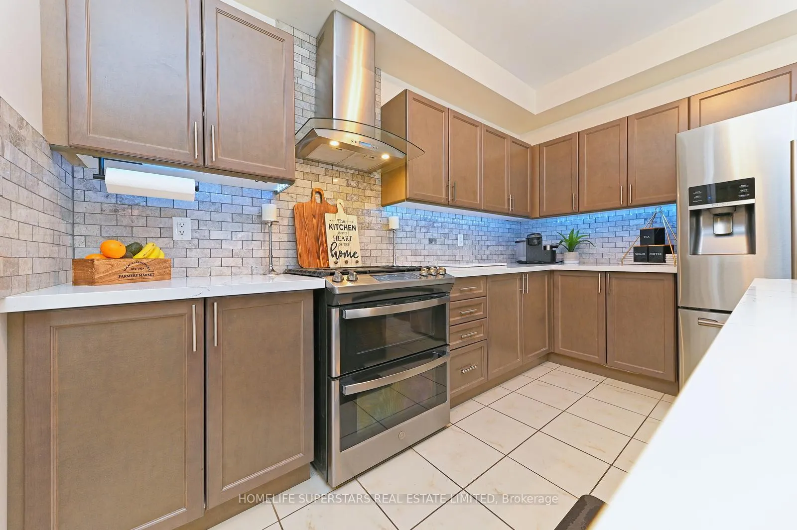 Photo 12 of 39 Knotty Pine Avenue, Cambridge, Preston Heights — HOMEH