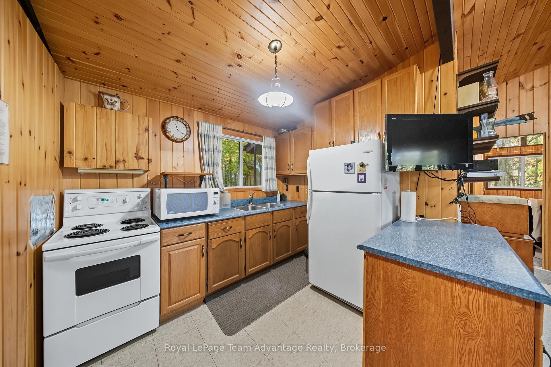 Photo 6 of 256 Dunchurch Estates Road, Whitestone, Hagerman — HOMEH