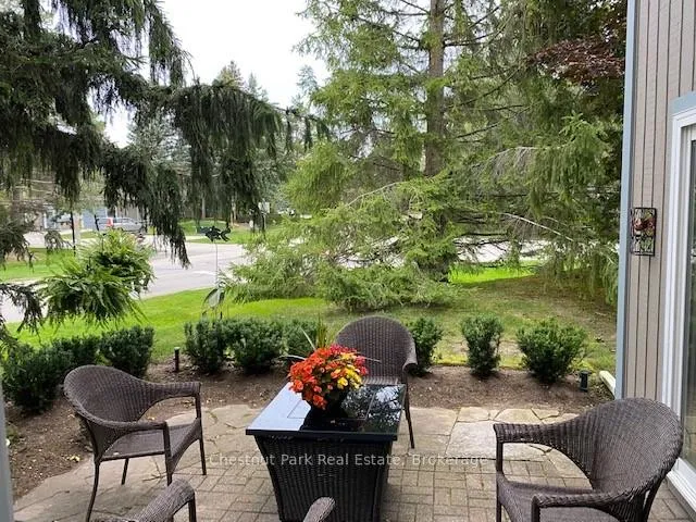 Photo 3 of 906 Cedar Pointe Court, Collingwood — HOMEH