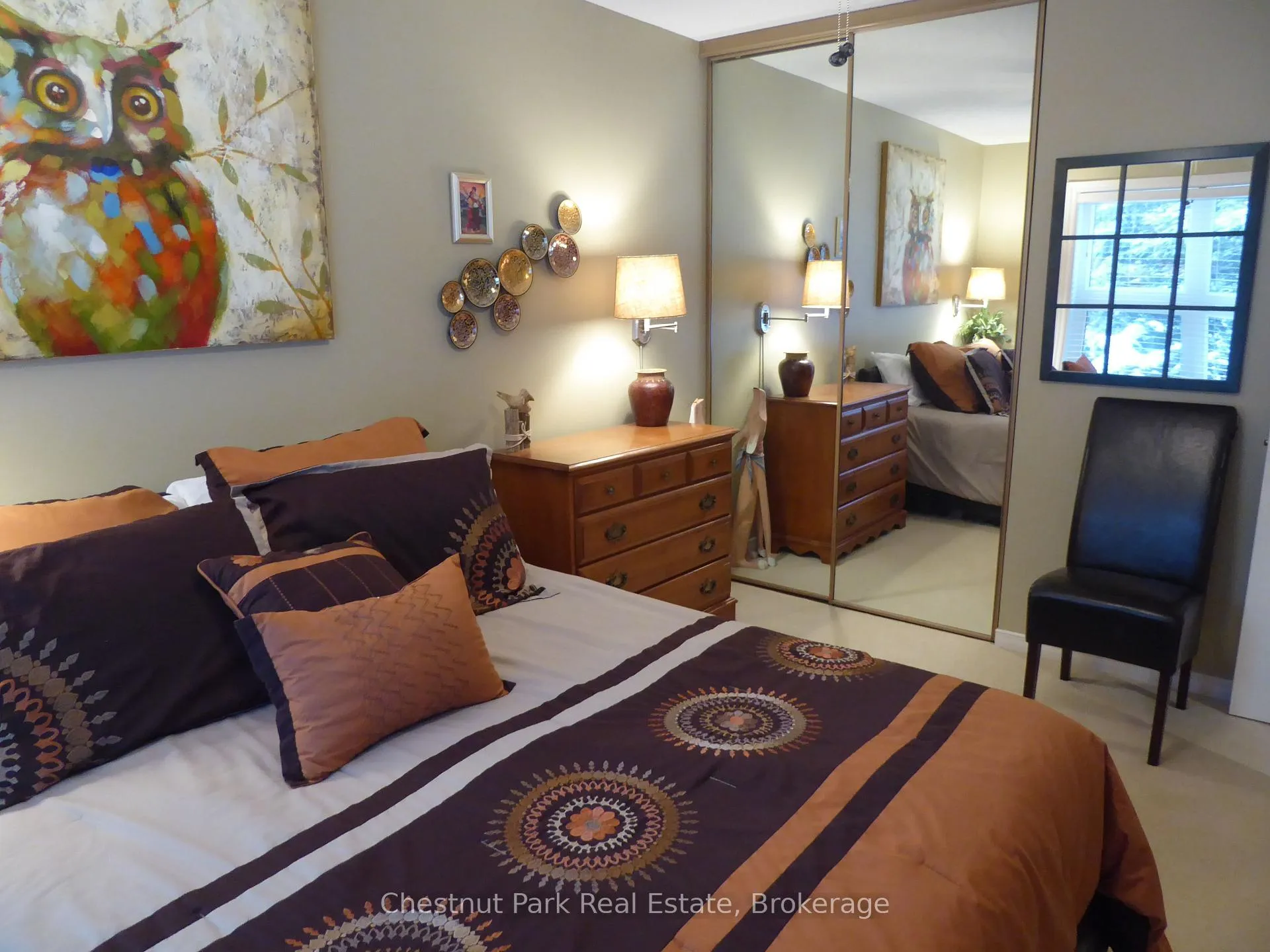 Photo 26 of 906 Cedar Pointe Court, Collingwood — HOMEH