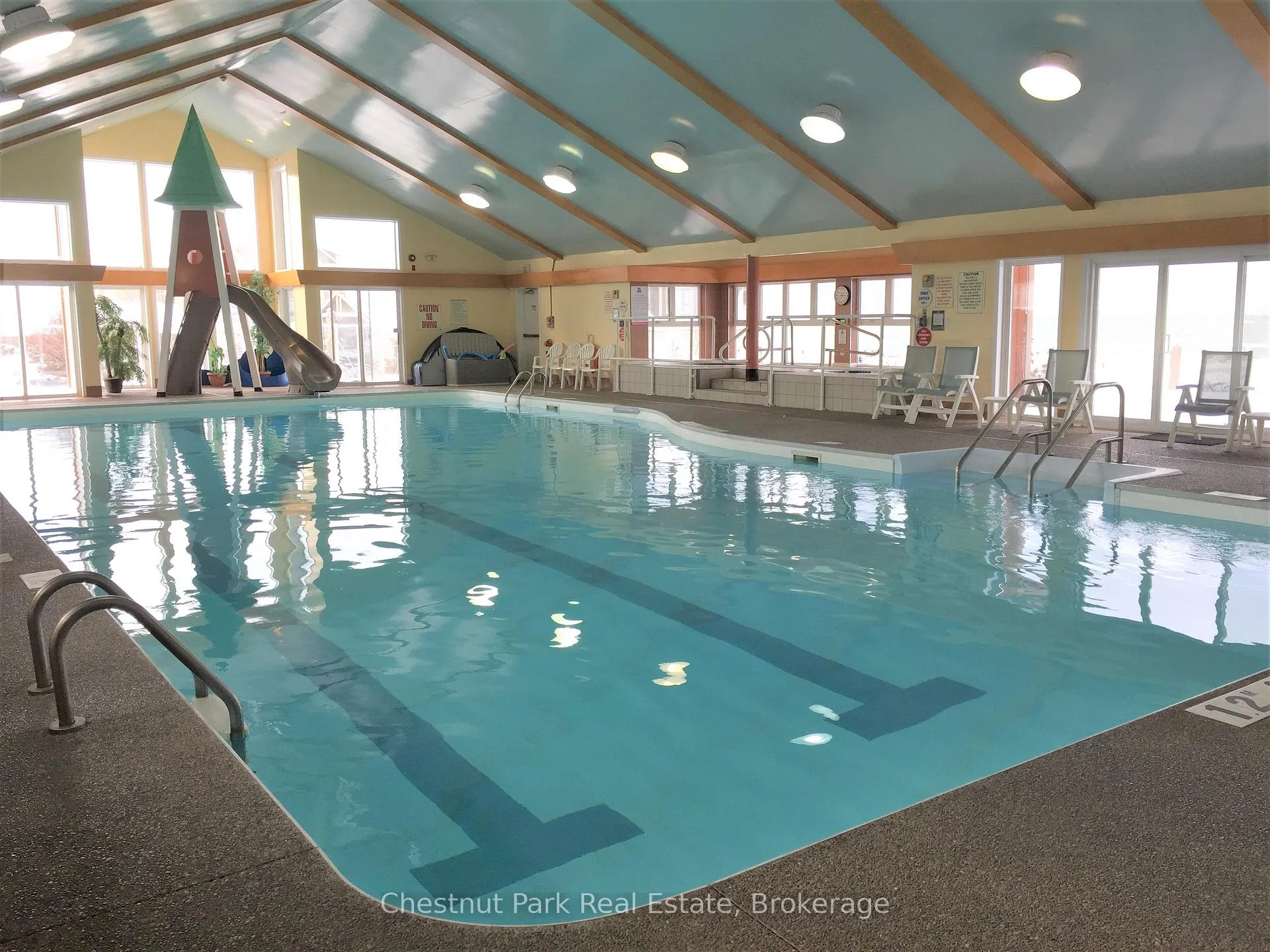 Photo 38 of 906 Cedar Pointe Court, Collingwood — HOMEH