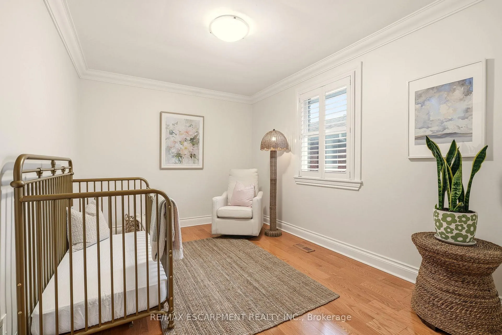 Photo 12 of 43 Maple Drive, Hamilton, Stoney Creek — HOMEH