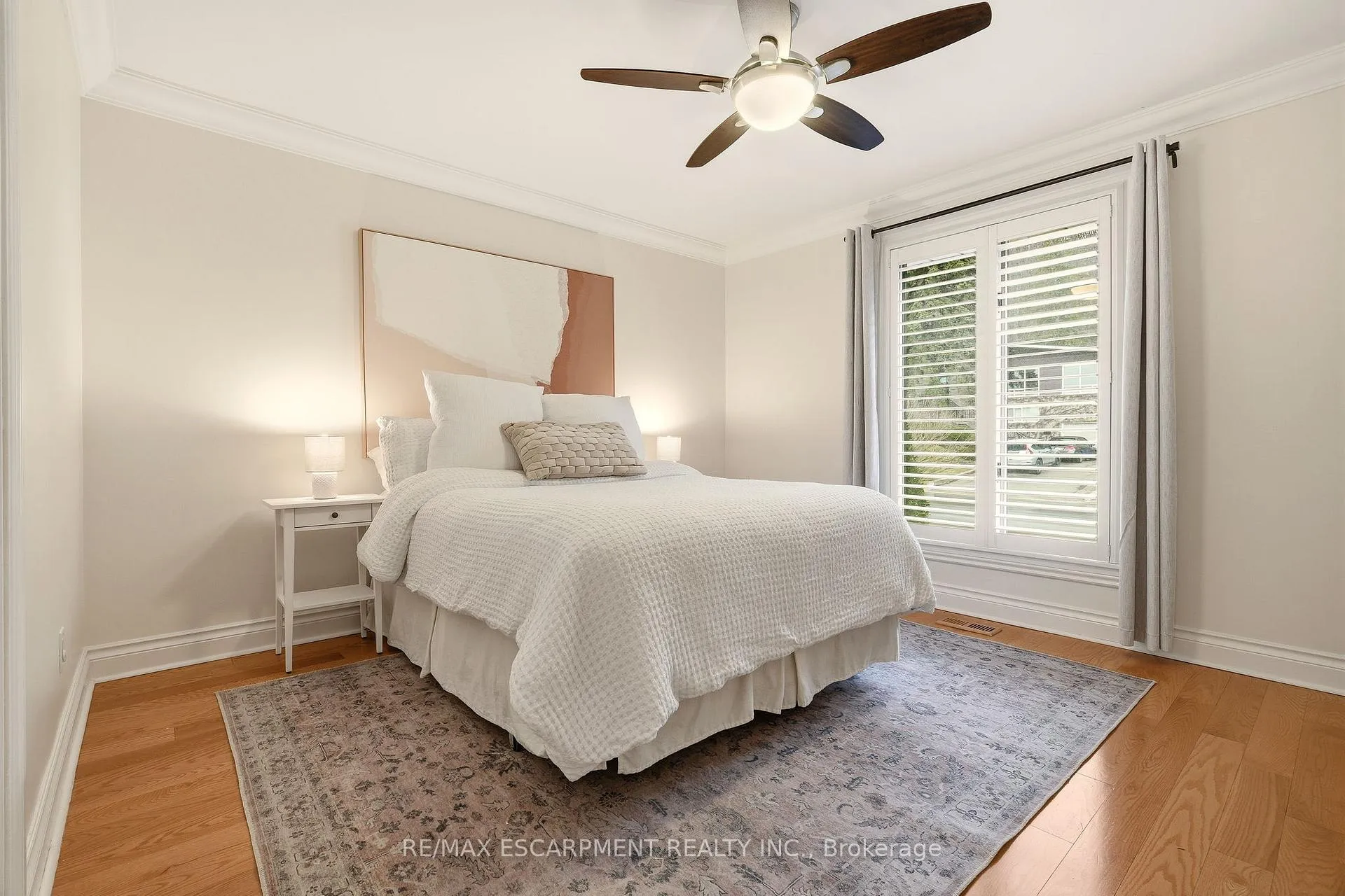 Photo 15 of 43 Maple Drive, Hamilton, Stoney Creek — HOMEH