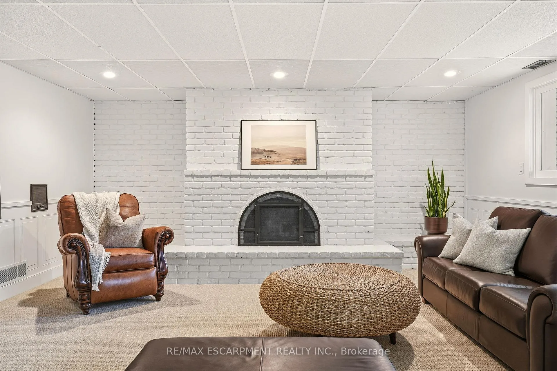 Photo 41 of 43 Maple Drive, Hamilton, Stoney Creek — HOMEH