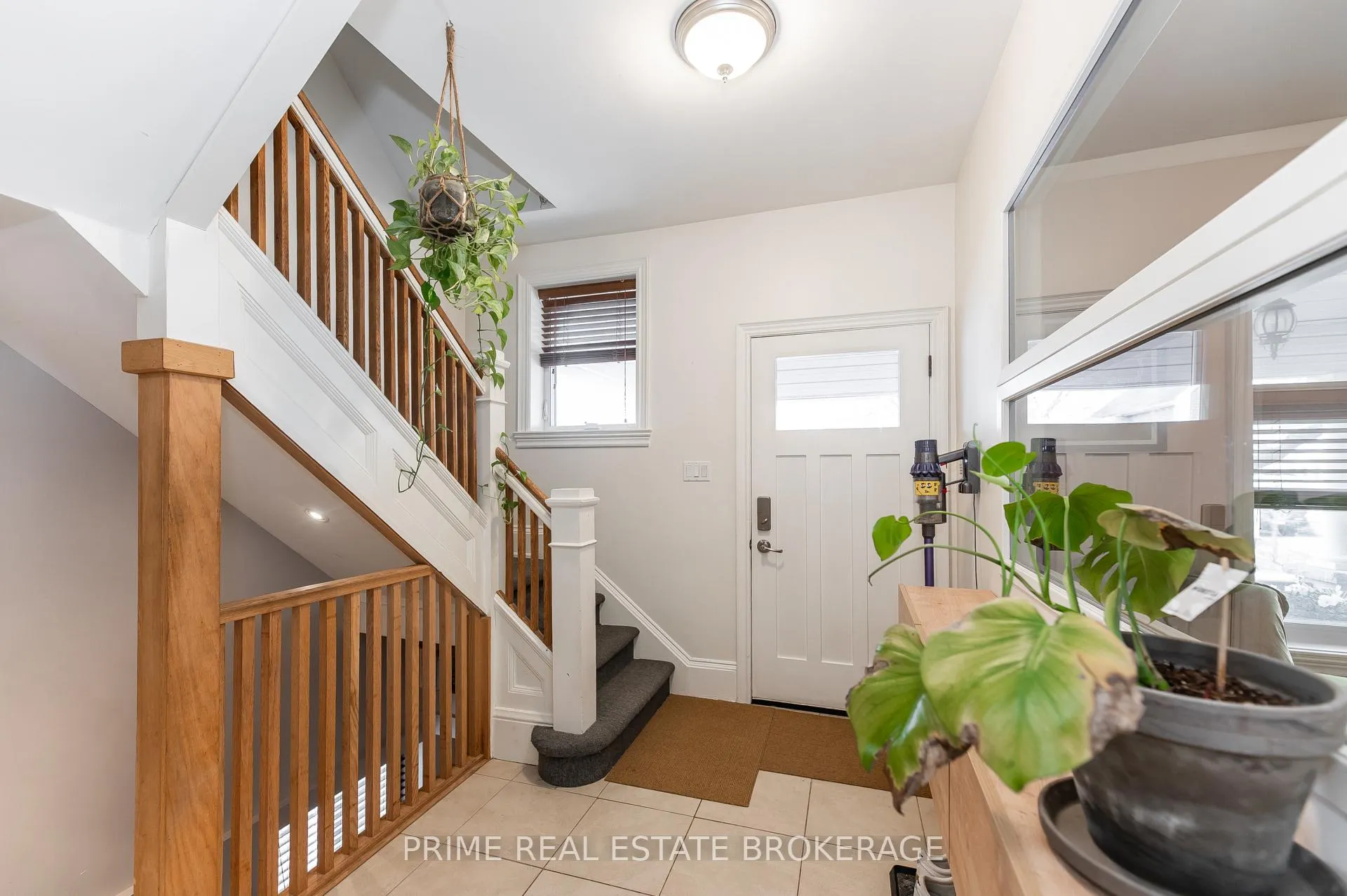 Photo 4 of 5 Hughes Street, St. Thomas — HOMEH