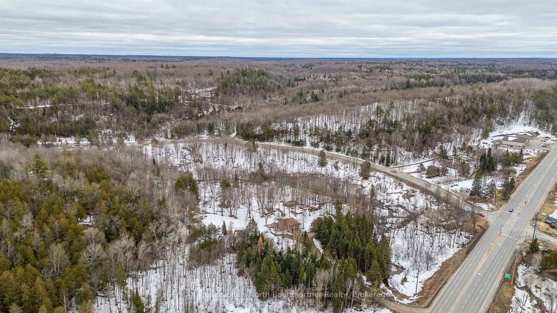 Photo 28 of 12504 Highway 35, Minden Hills, Minden — HOMEH