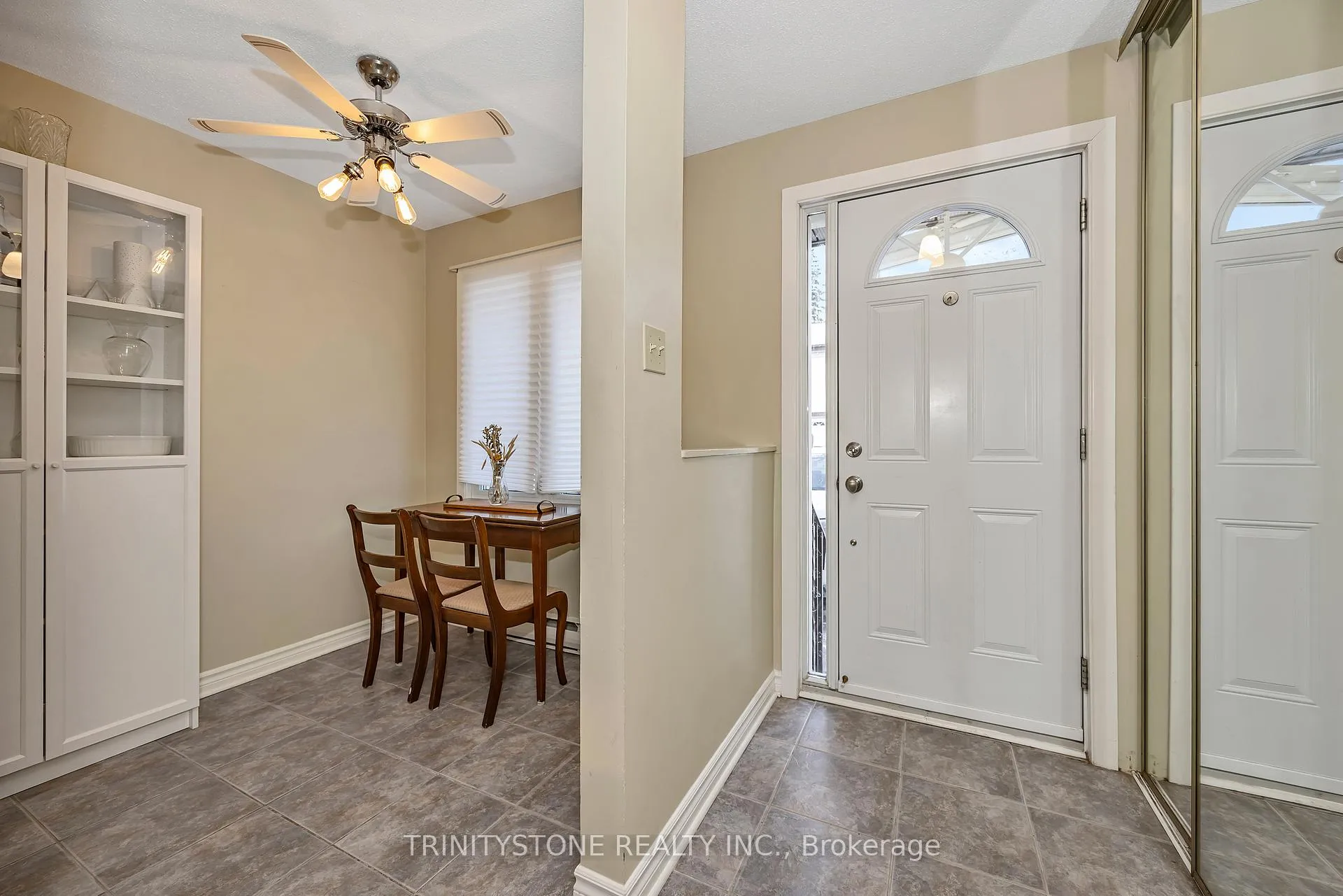 Photo 6 of Unit 57, 811 Connaught Avenue, Ottawa, Queensway Terrace North — HOMEH