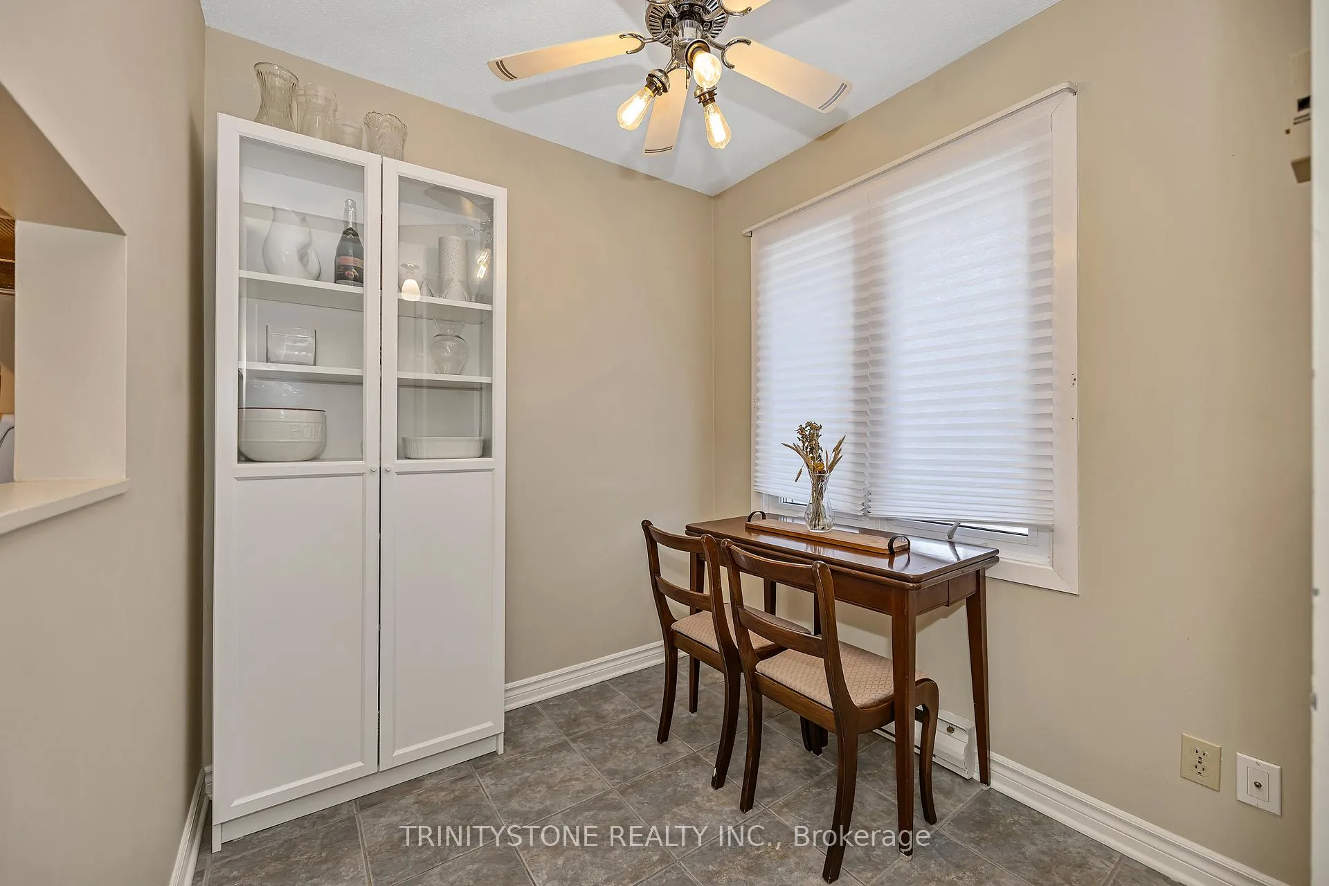 Photo 7 of Unit 57, 811 Connaught Avenue, Ottawa, Queensway Terrace North — HOMEH