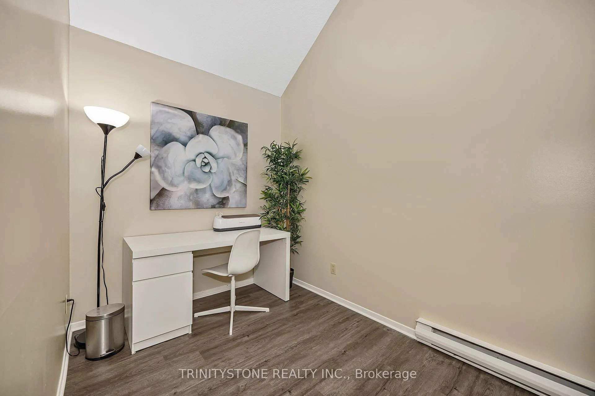 Photo 27 of Unit 57, 811 Connaught Avenue, Ottawa, Queensway Terrace North — HOMEH