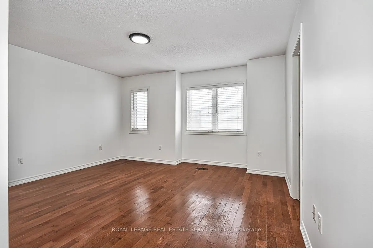 Photo 9 of 4227 Cole Crescent, Burlington, Alton — HOMEH