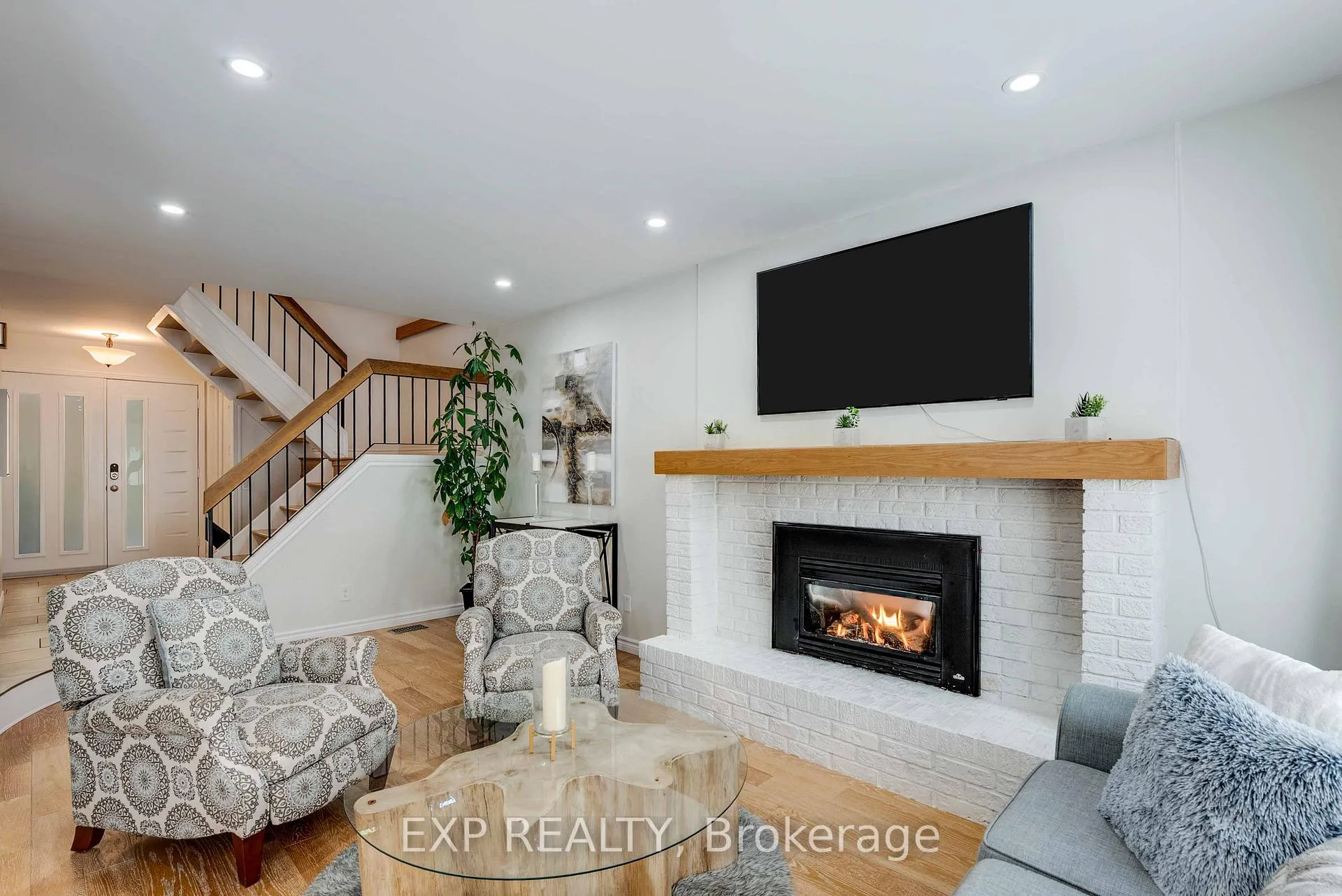 Photo 4 of 113 Oneida Place, Kitchener, Centreville Chicopee — HOMEH