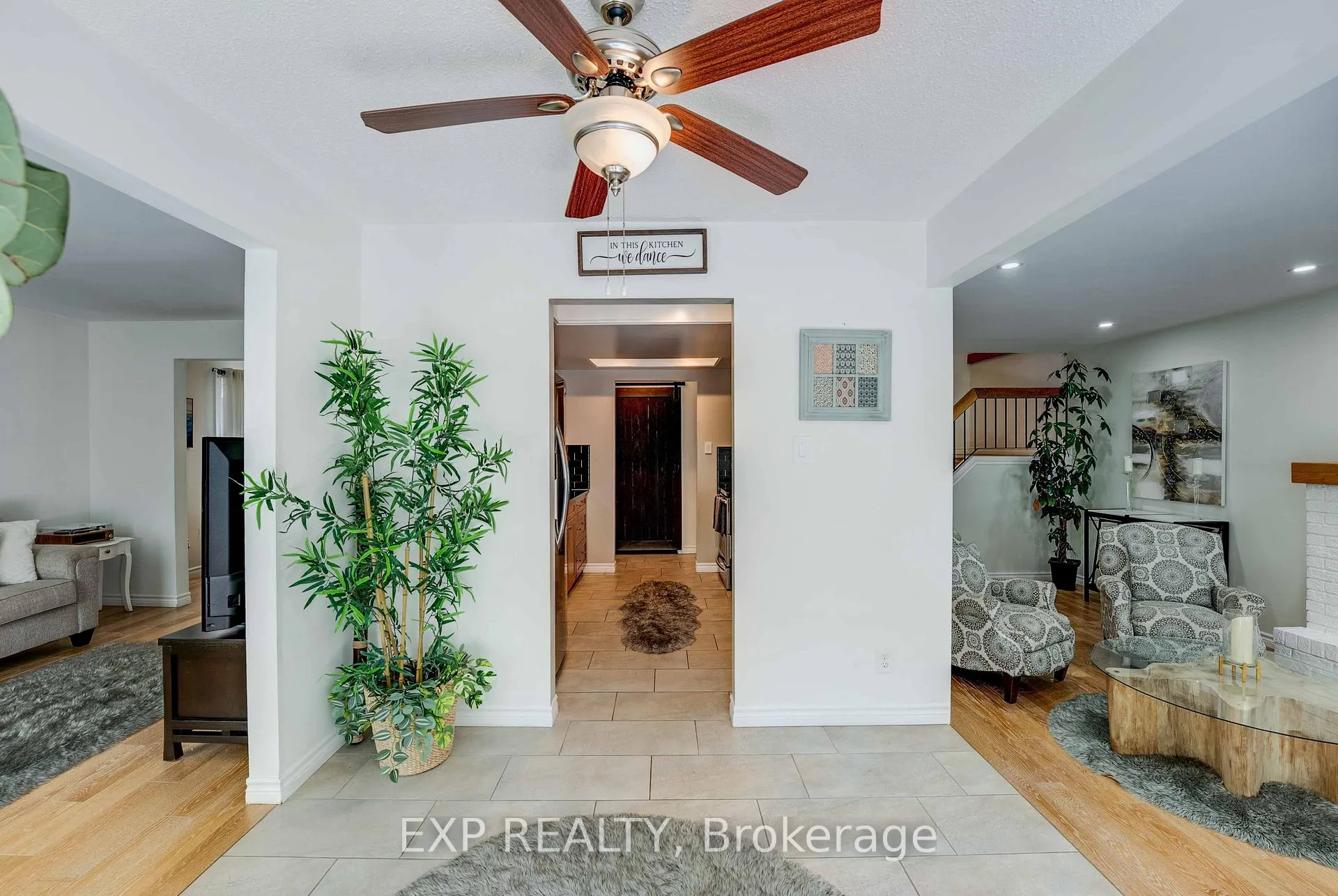 Photo 11 of 113 Oneida Place, Kitchener, Centreville Chicopee — HOMEH