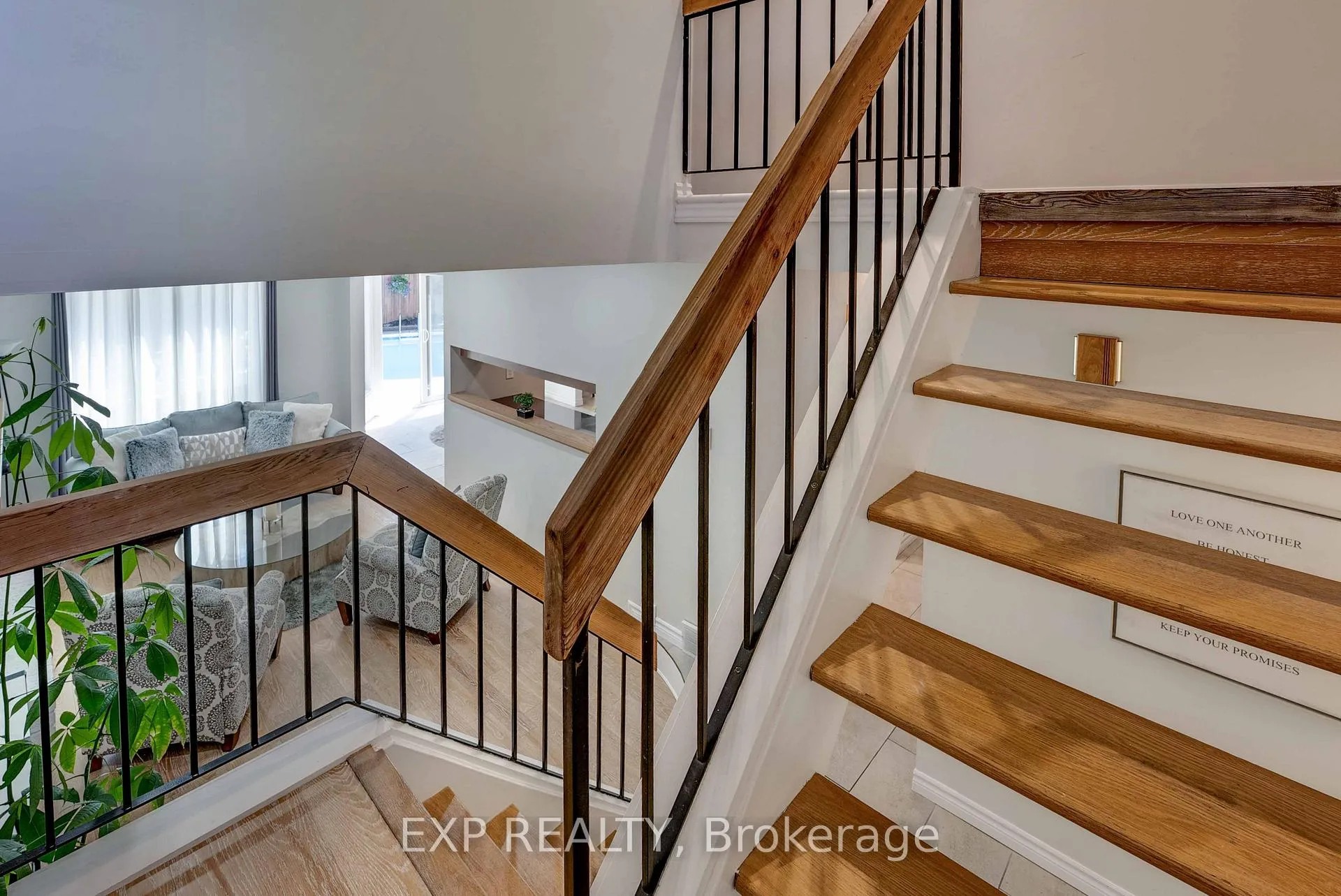 Photo 20 of 113 Oneida Place, Kitchener, Centreville Chicopee — HOMEH