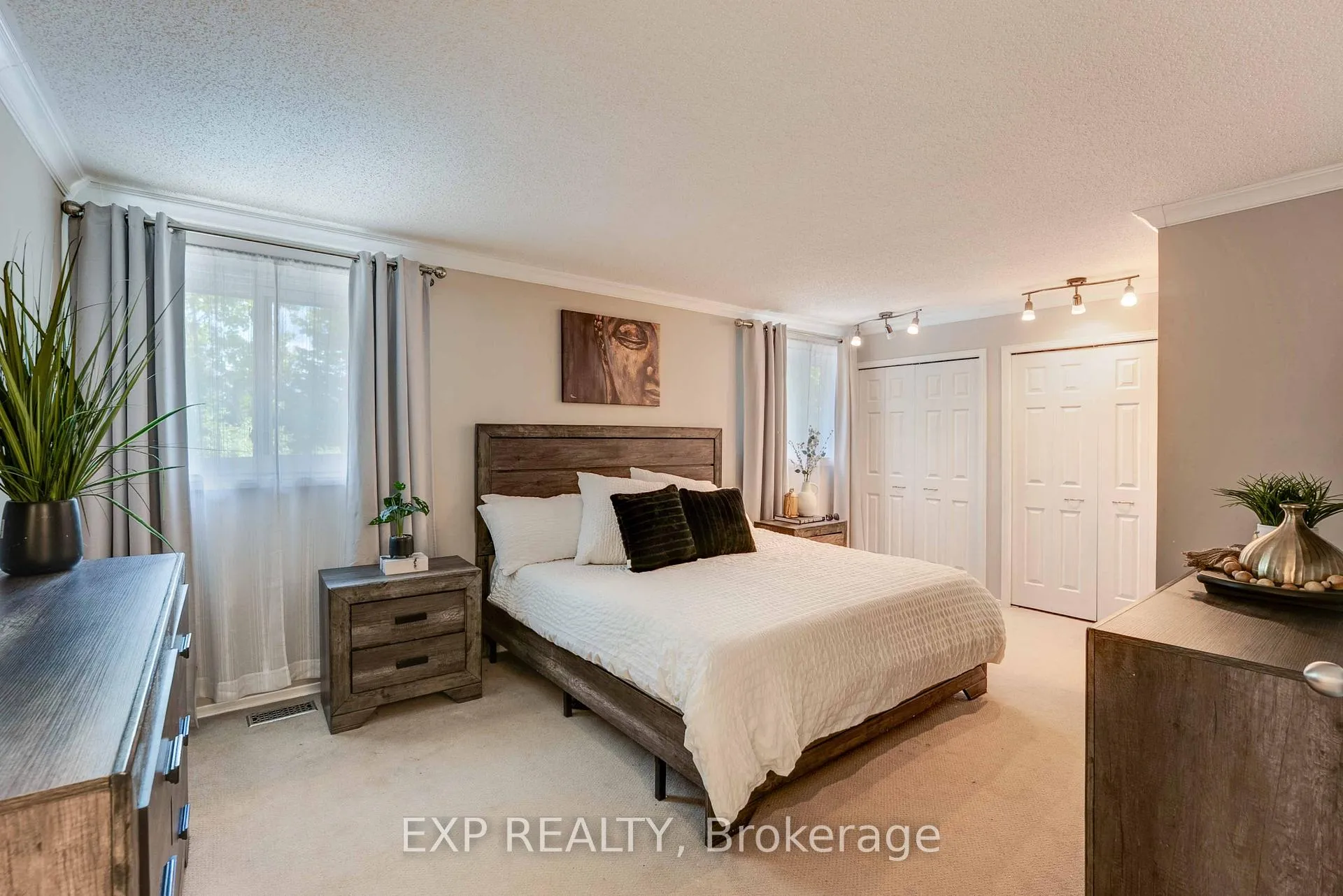 Photo 22 of 113 Oneida Place, Kitchener, Centreville Chicopee — HOMEH