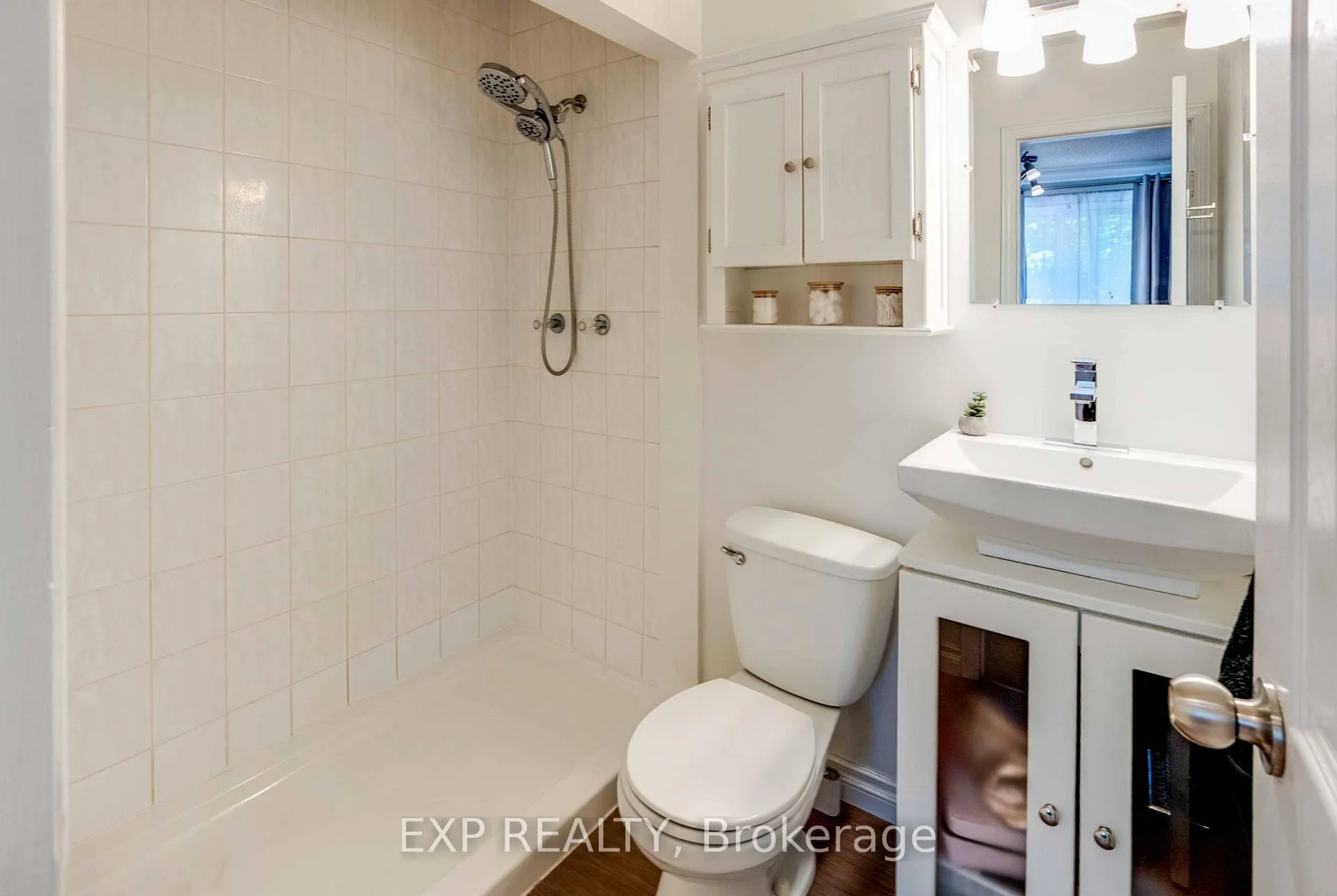Photo 25 of 113 Oneida Place, Kitchener, Centreville Chicopee — HOMEH