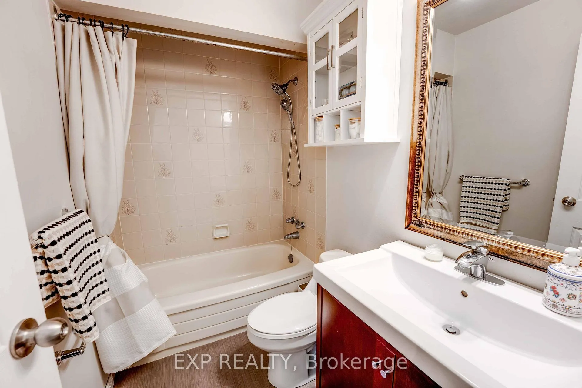Photo 30 of 113 Oneida Place, Kitchener, Centreville Chicopee — HOMEH