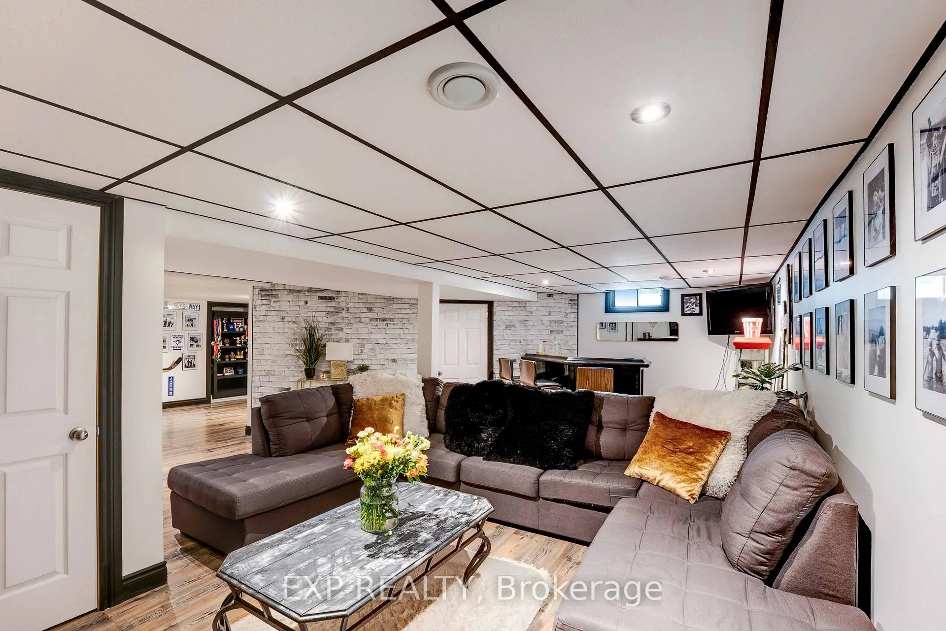 Photo 38 of 113 Oneida Place, Kitchener, Centreville Chicopee — HOMEH