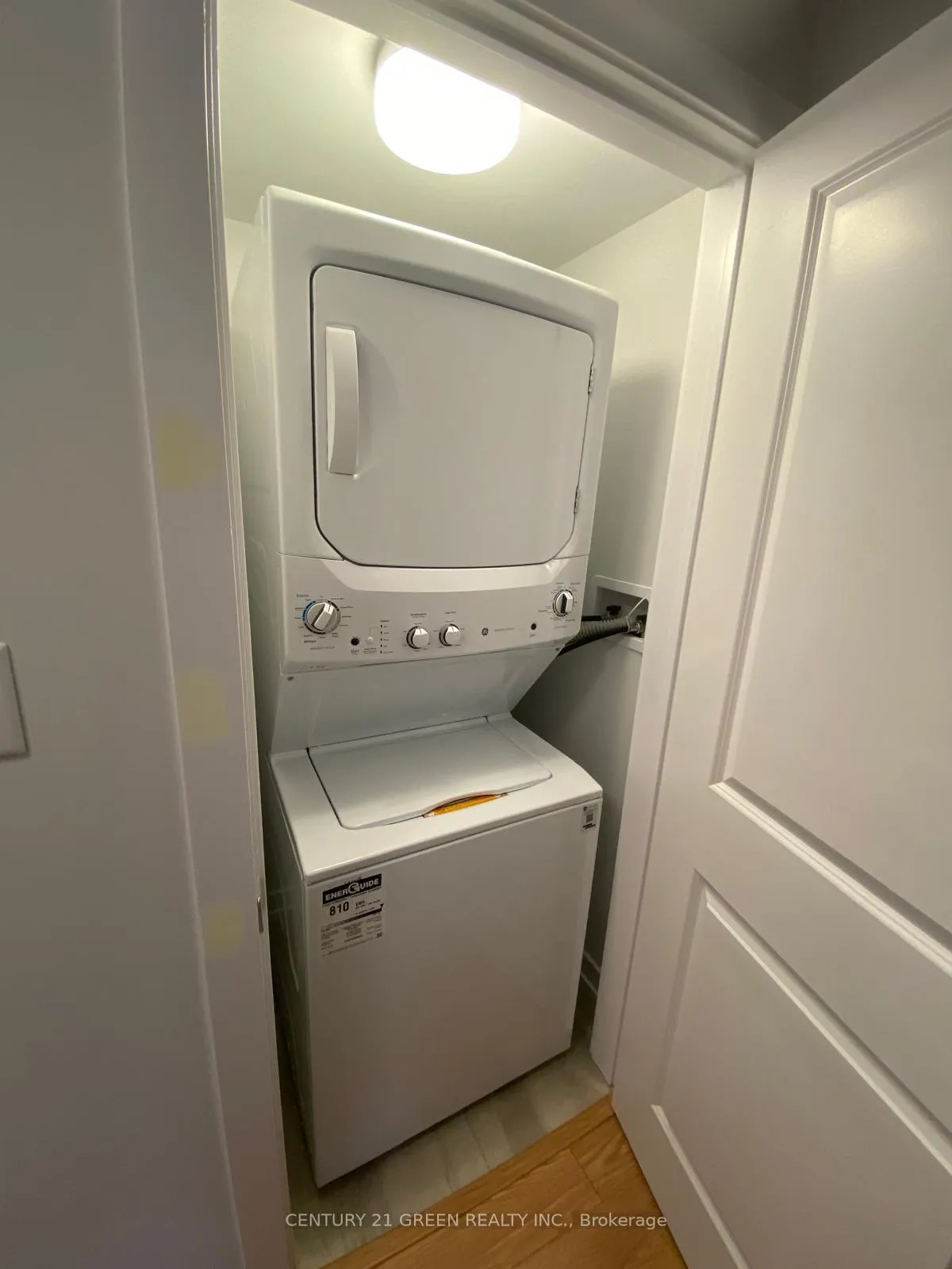 Photo 4 of Unit Lower, 29 Danielle Moore Circle, Scarborough, Bendale — HOMEH
