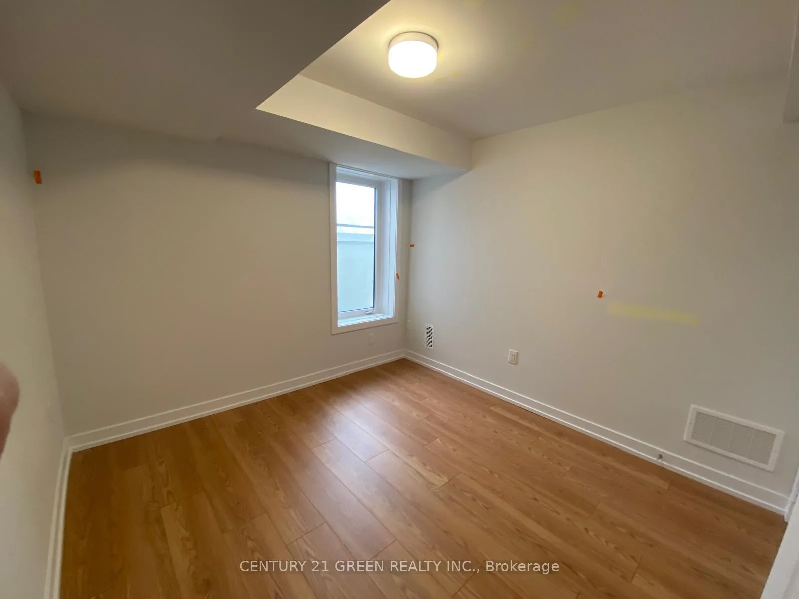 Photo 5 of Unit Lower, 29 Danielle Moore Circle, Scarborough, Bendale — HOMEH