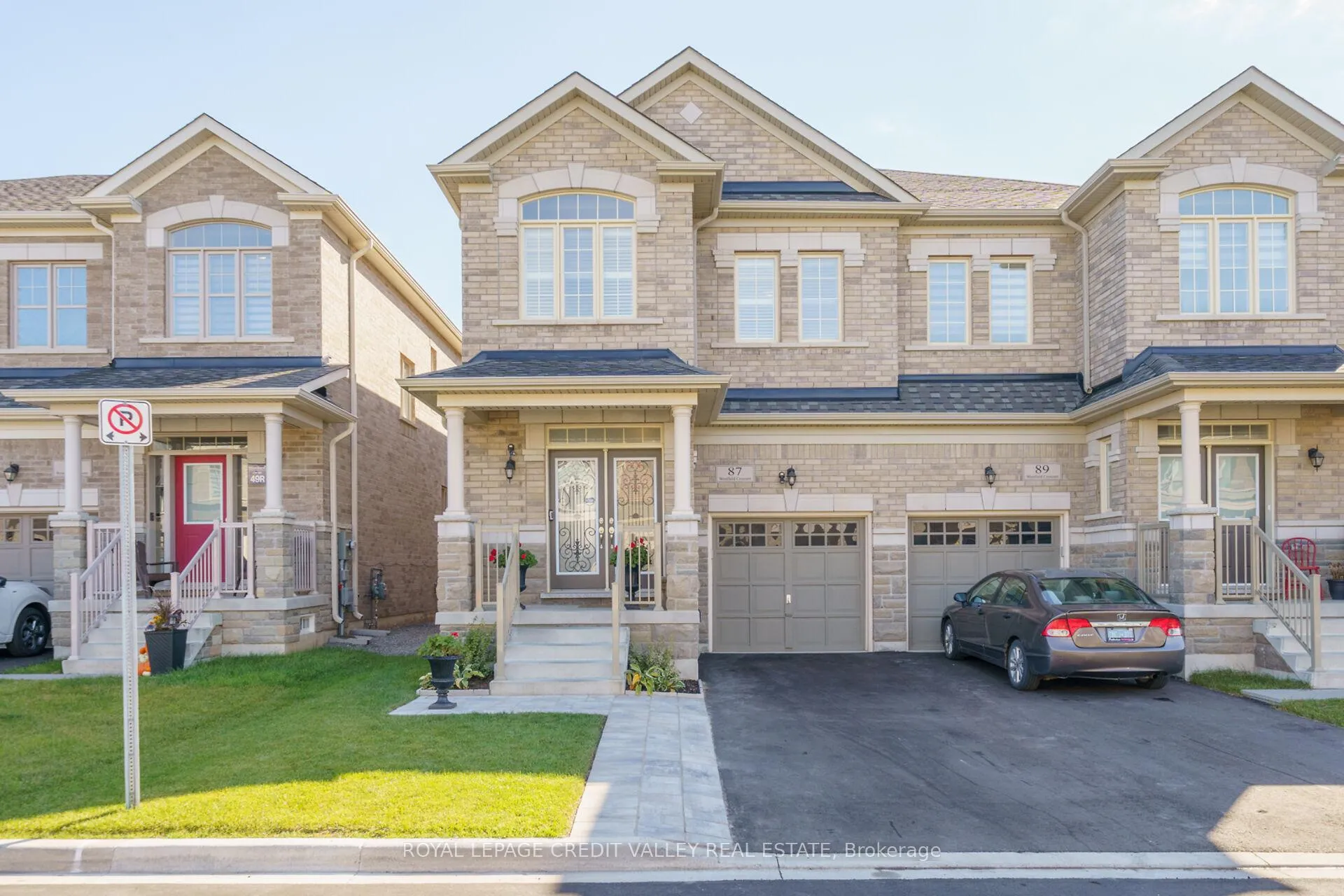 Photo 1 of 87 Westfield Crescent, Hamilton, Waterdown — HOMEH