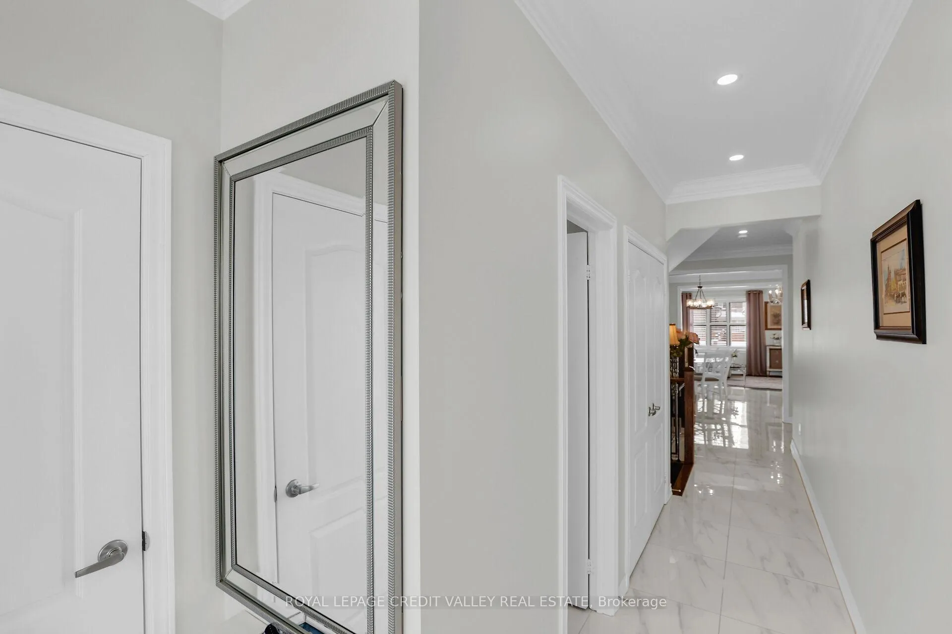 Photo 7 of 87 Westfield Crescent, Hamilton, Waterdown — HOMEH