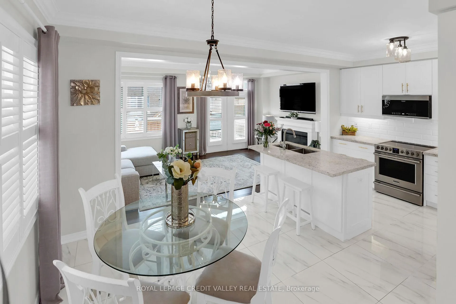Photo 17 of 87 Westfield Crescent, Hamilton, Waterdown — HOMEH