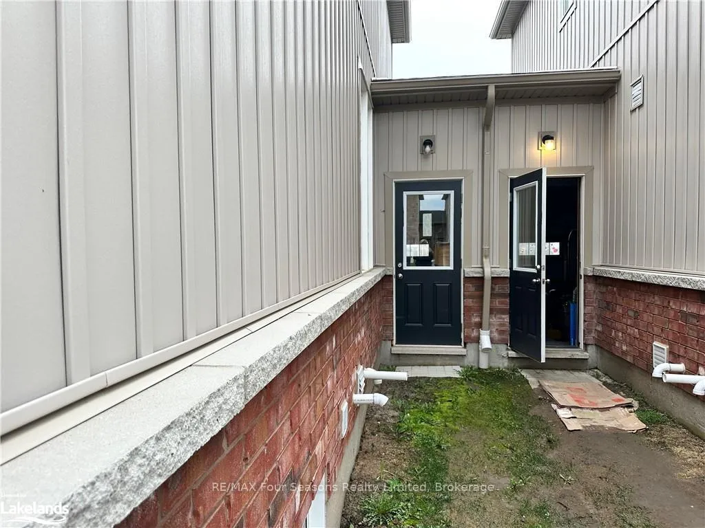 Photo 33 of 7 Bailey Street, Collingwood — HOMEH